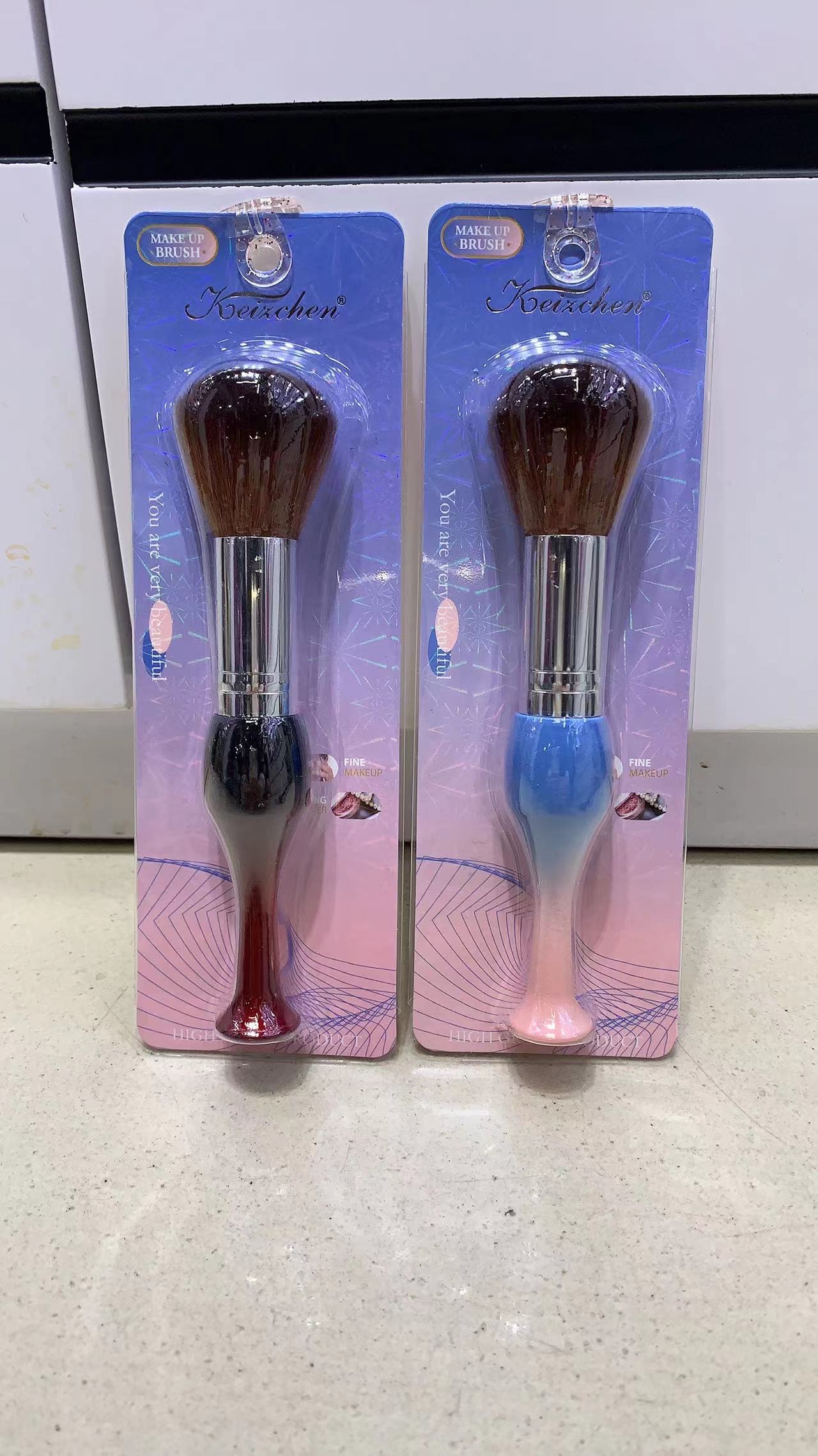 独立化妆刷便携式方便携带化妆刷软毛