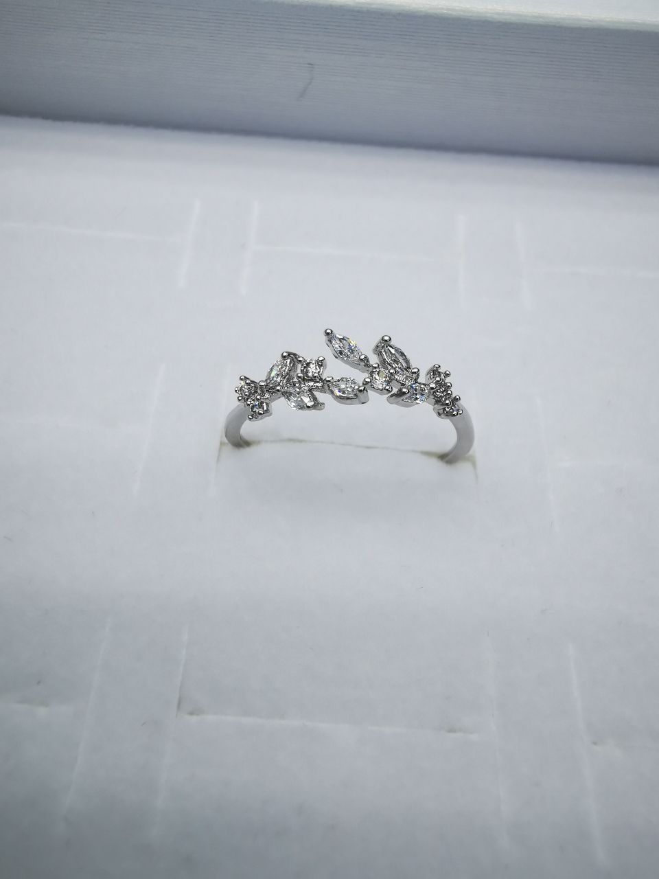 27 versión coreana anillo de cobre puro chica bugigantilla simple ins viento moda frijoles redondos pequeños anillo combinado apertura ajustable Specification image