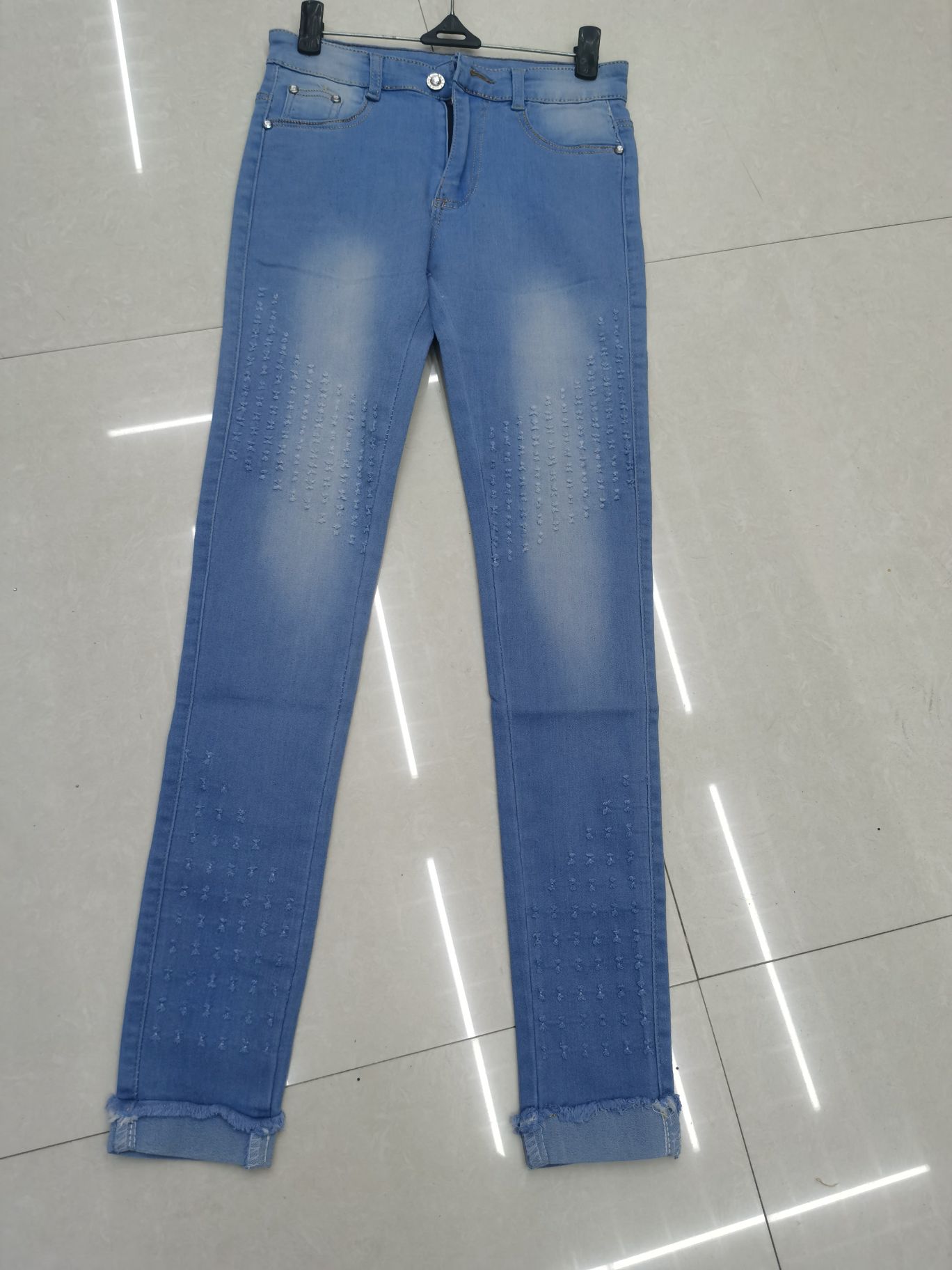 牛仔裤细节图