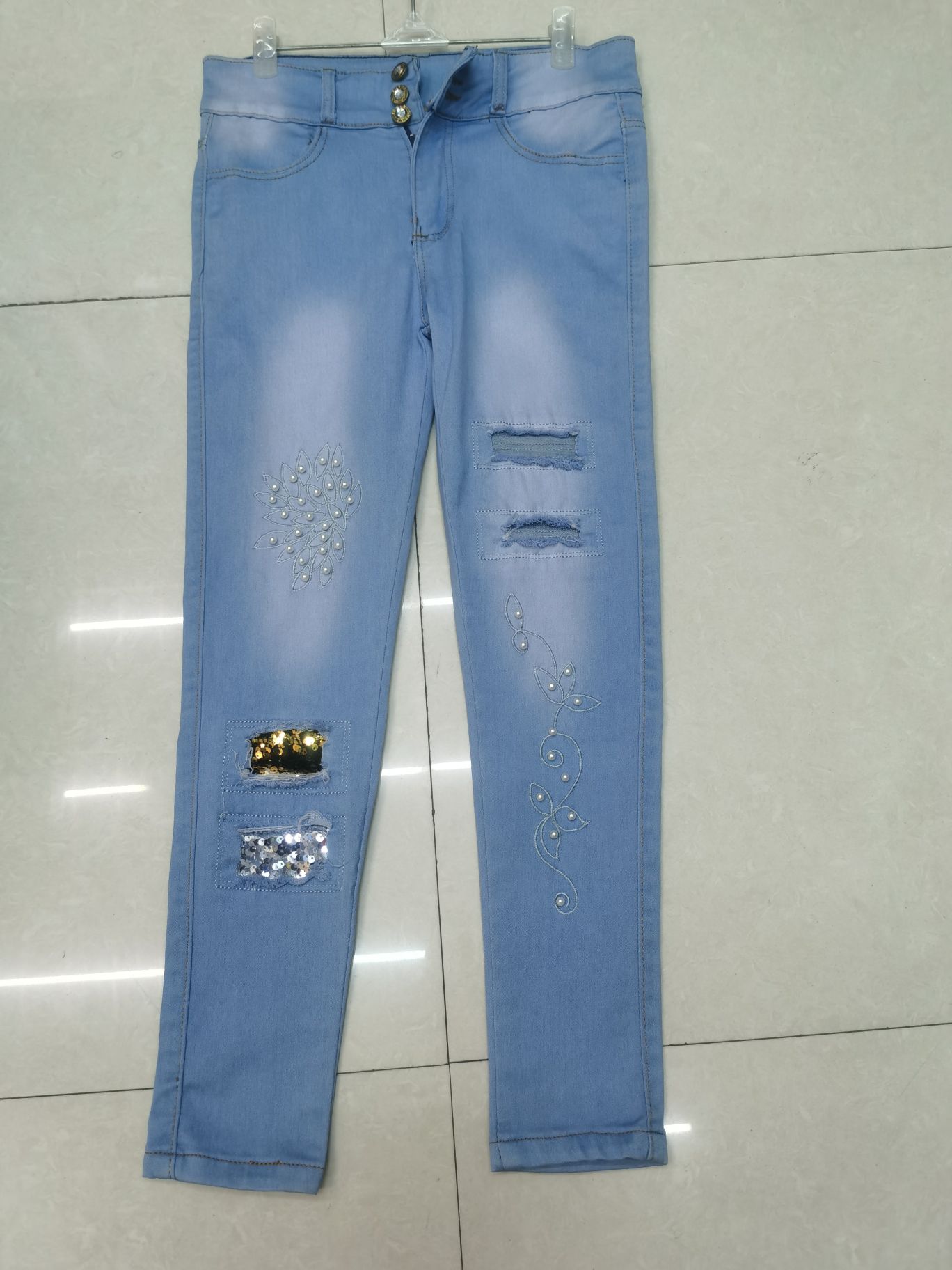 التجارة الخارجية هي راعي بقر بالجملة Specification image