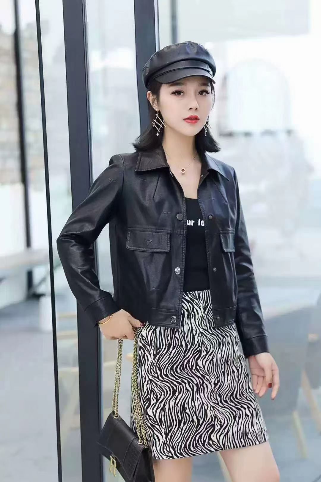 女装产品图