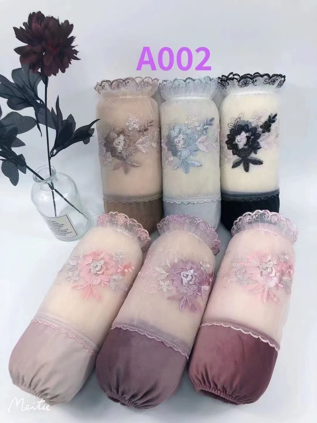 Winter waterproof sleeve covers are available in various colors and styles. Long oil-proof and stain-resistant sleeves for women Specification image