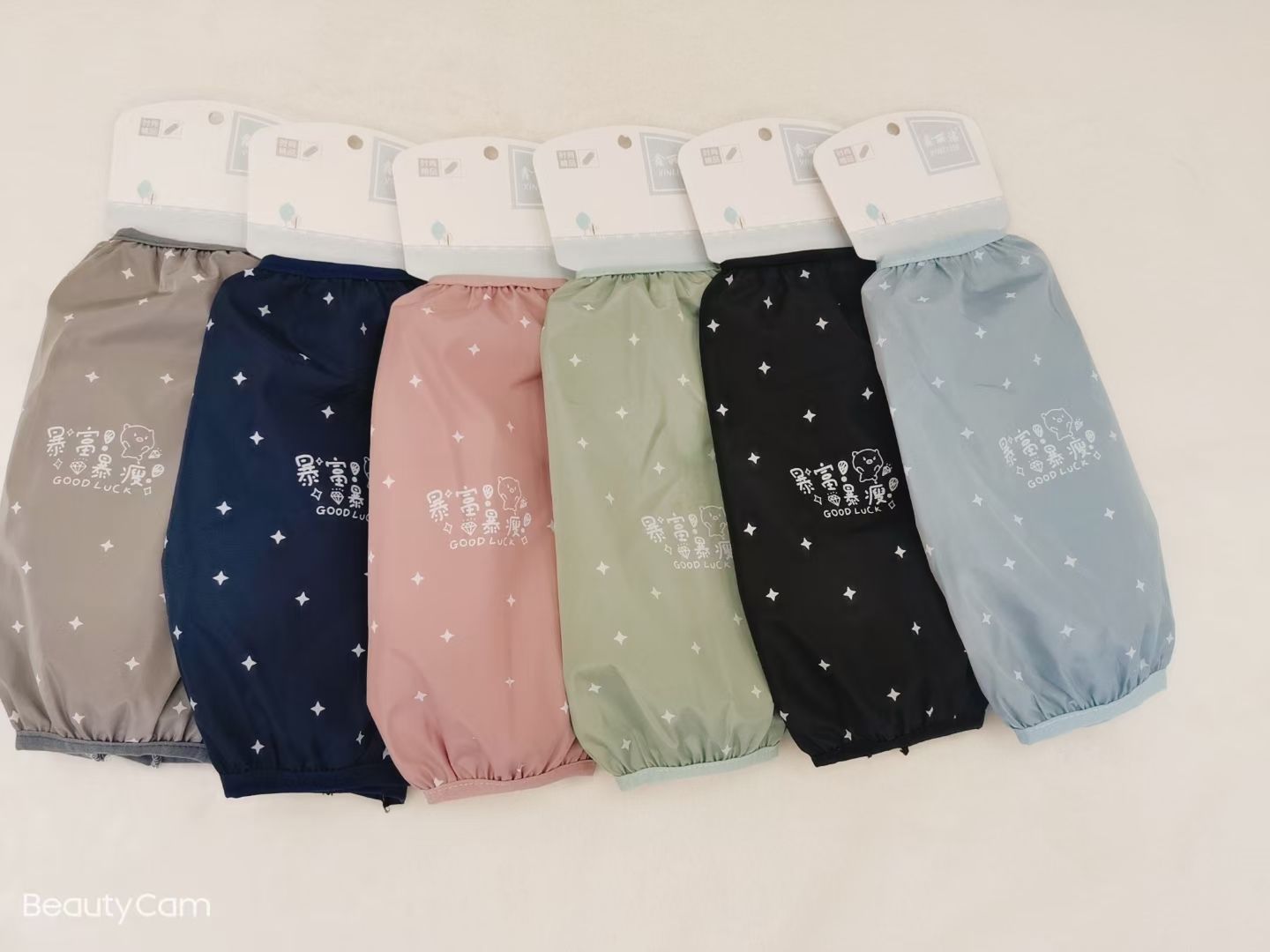 Winter waterproof sleeve covers are available in various colors and styles. Long oil-proof and stain-resistant sleeves for women Specification image