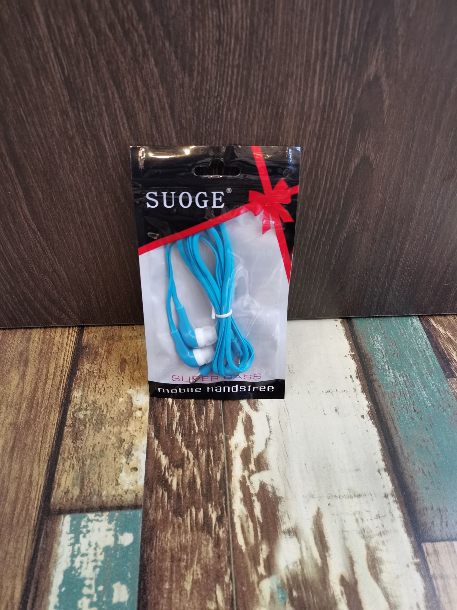 Guangdong sogo marca bolsas auriculares de teléfono móvil auriculares en el oído auriculares de grano MP3 auriculares con cable auriculares pequeños moda creativa boutique details Picture
