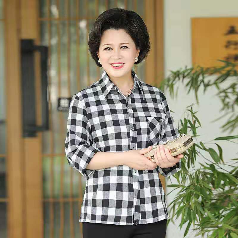 Cotton checked shirts for middle-aged and elderly women's clothing Specification image