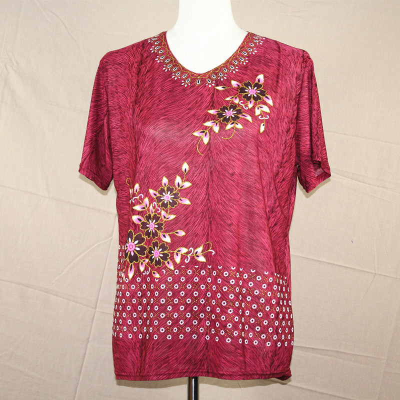 New summer 2020 women's short-sleeved T-shirts for middle-aged and elderly people, large-sized ice silk mom outfits, direct sales from the manufacturer at street stalls details Picture