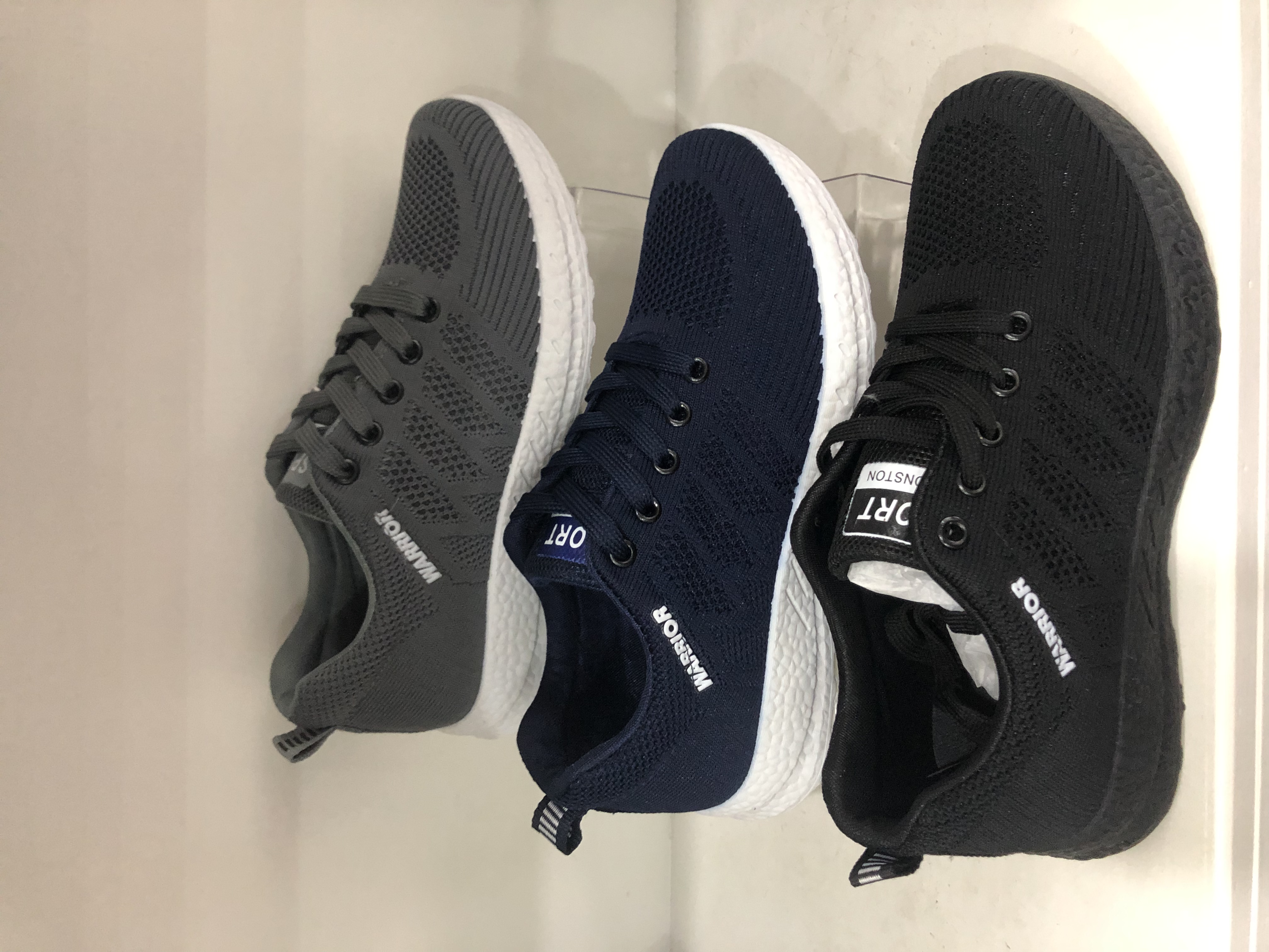 Custom-made sports for men and women 👟, sizes 39-44 40/45 are available details Picture