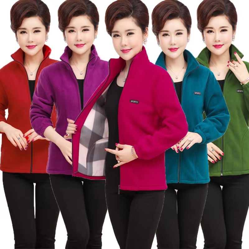 Direct sales from the manufacturer of large-sized women's fleece jackets and loose outdoor sports sweatshirts for middle-aged and elderly women in autumn 2021 Direct sales from the manufacturer of large-sized women's fleece jackets and loose outdoor sports sweatshirts for middle-aged and elderly women in autumn 2021