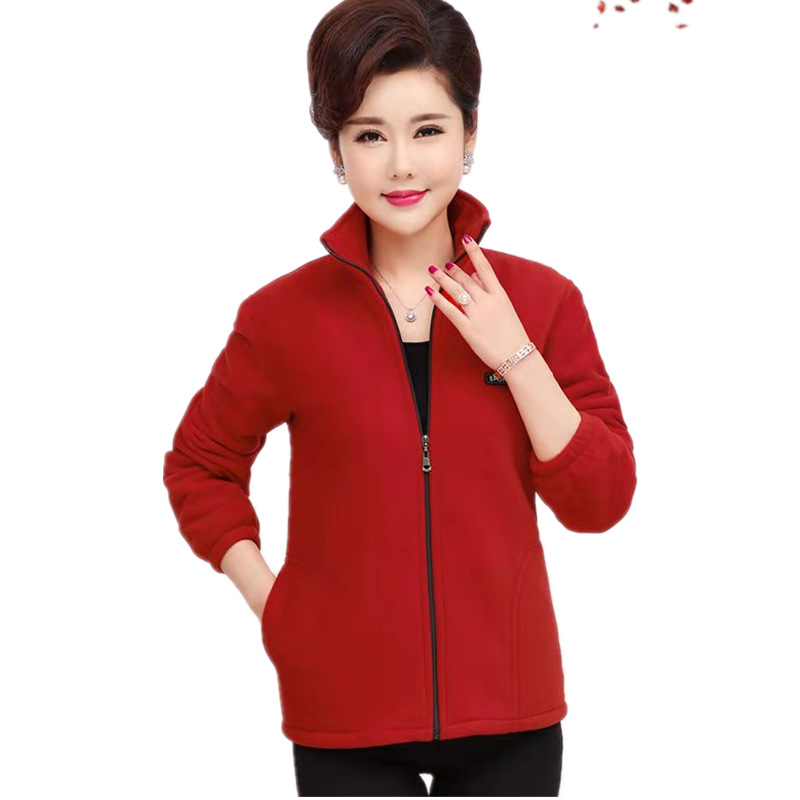 Direct sales from the manufacturer of large-sized women's fleece jackets and loose outdoor sports sweatshirts for middle-aged and elderly women in autumn 2021 Item Picture