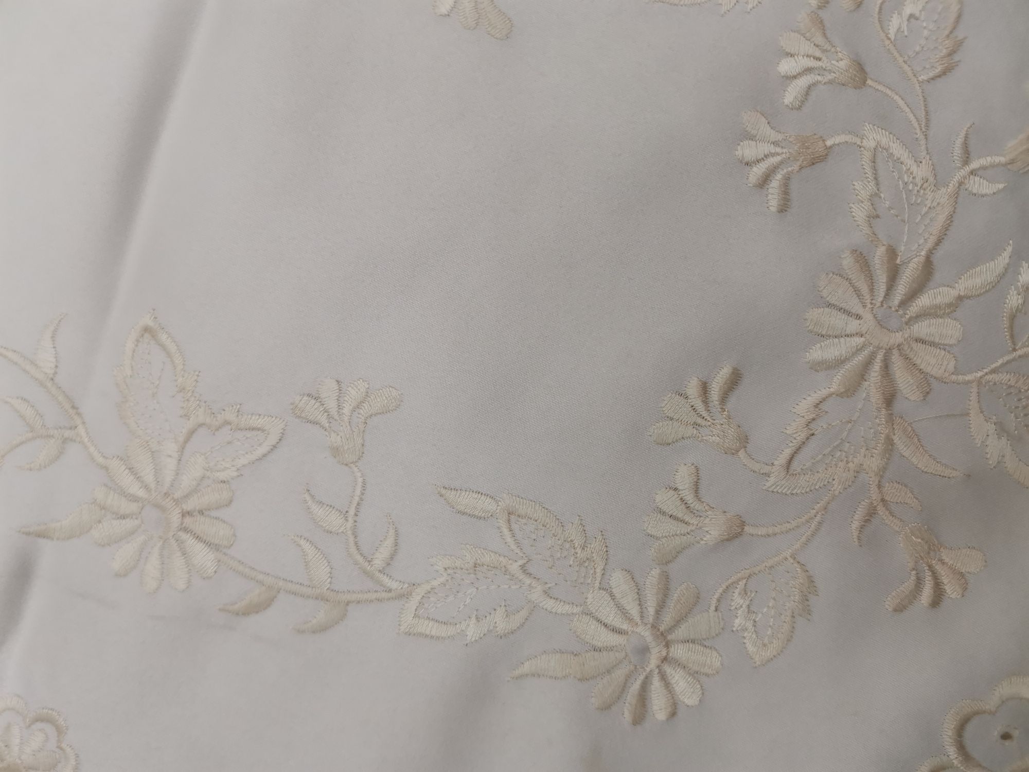 Yina Pavilion Table Flag 7 details Picture