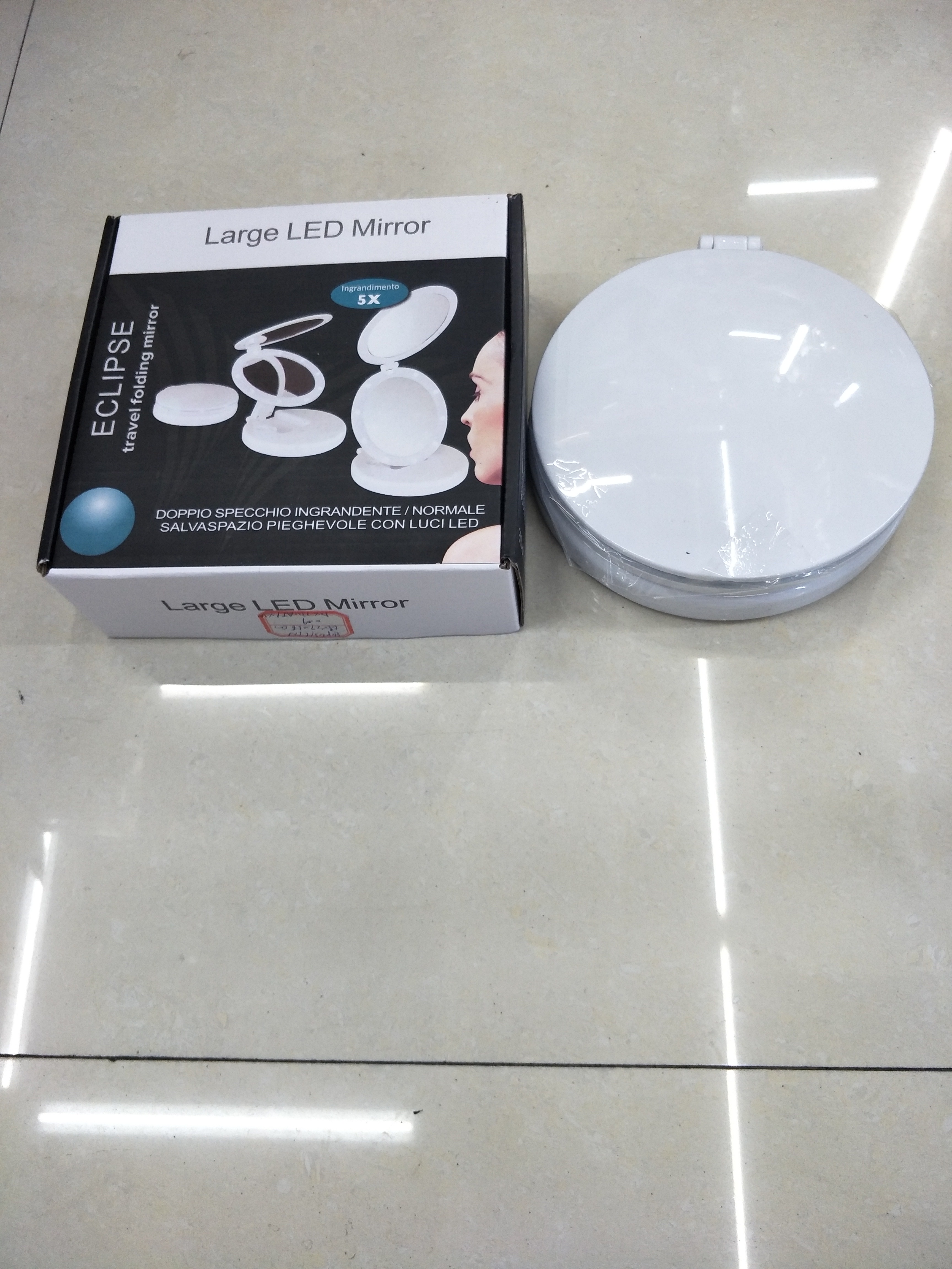 化妆镜led 圆形折叠镜详情图3