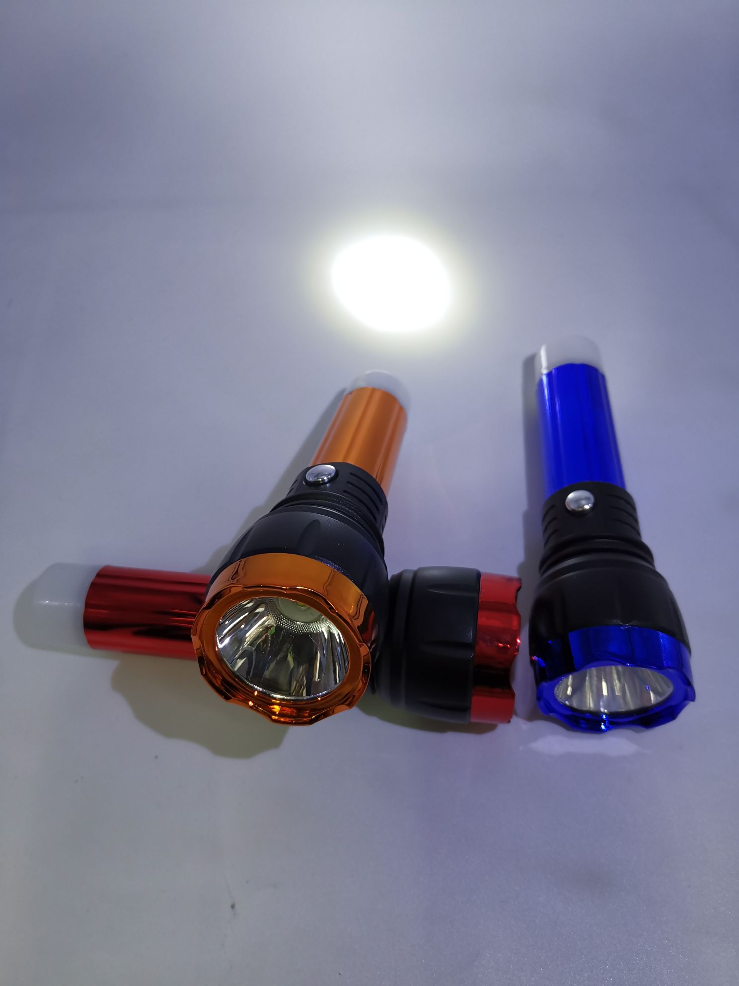 USB锂电池充电手电