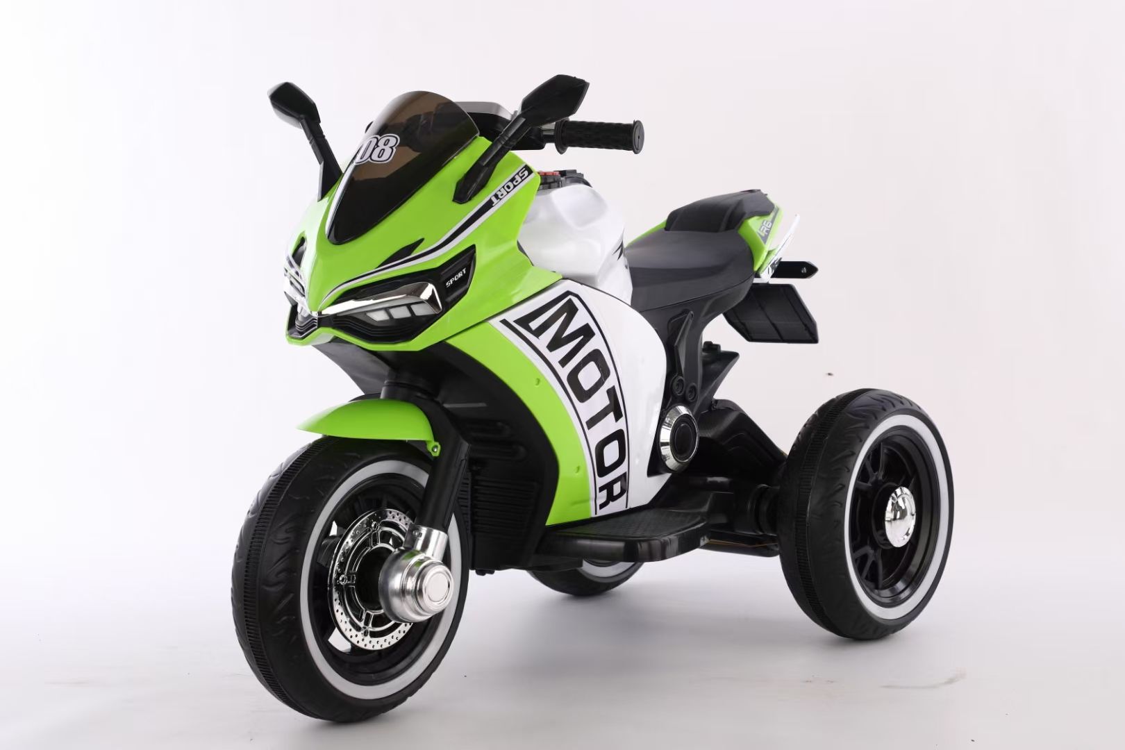 Children's motorcycles offer babies a noble driving experience. Equipped with a multi-functional educational system, they can learn while playing and become early education teachers. The powerful engine provides strong power to easily overcome obstacles