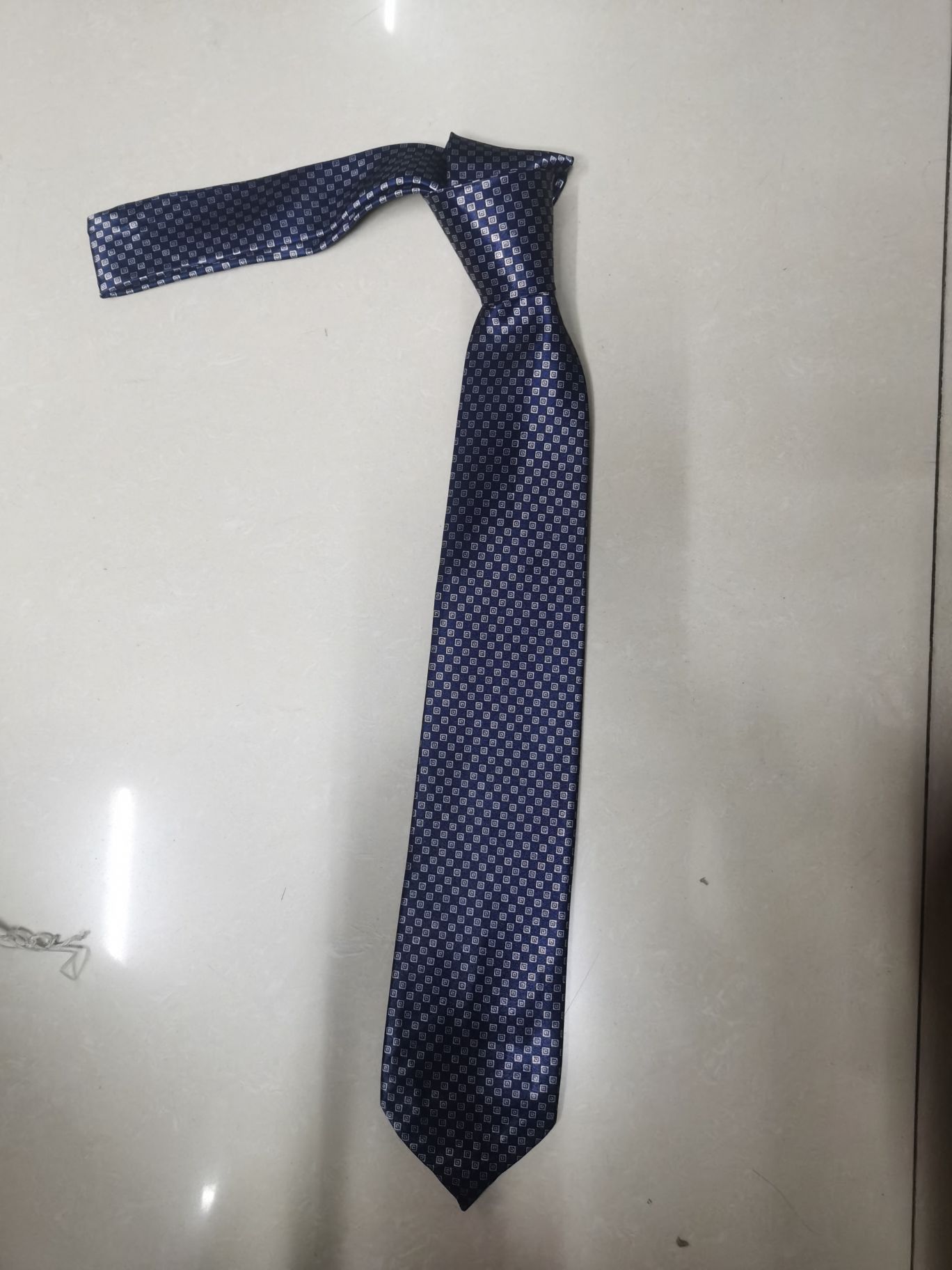 Chemical fiber transfer printed blue dot tie Specification image