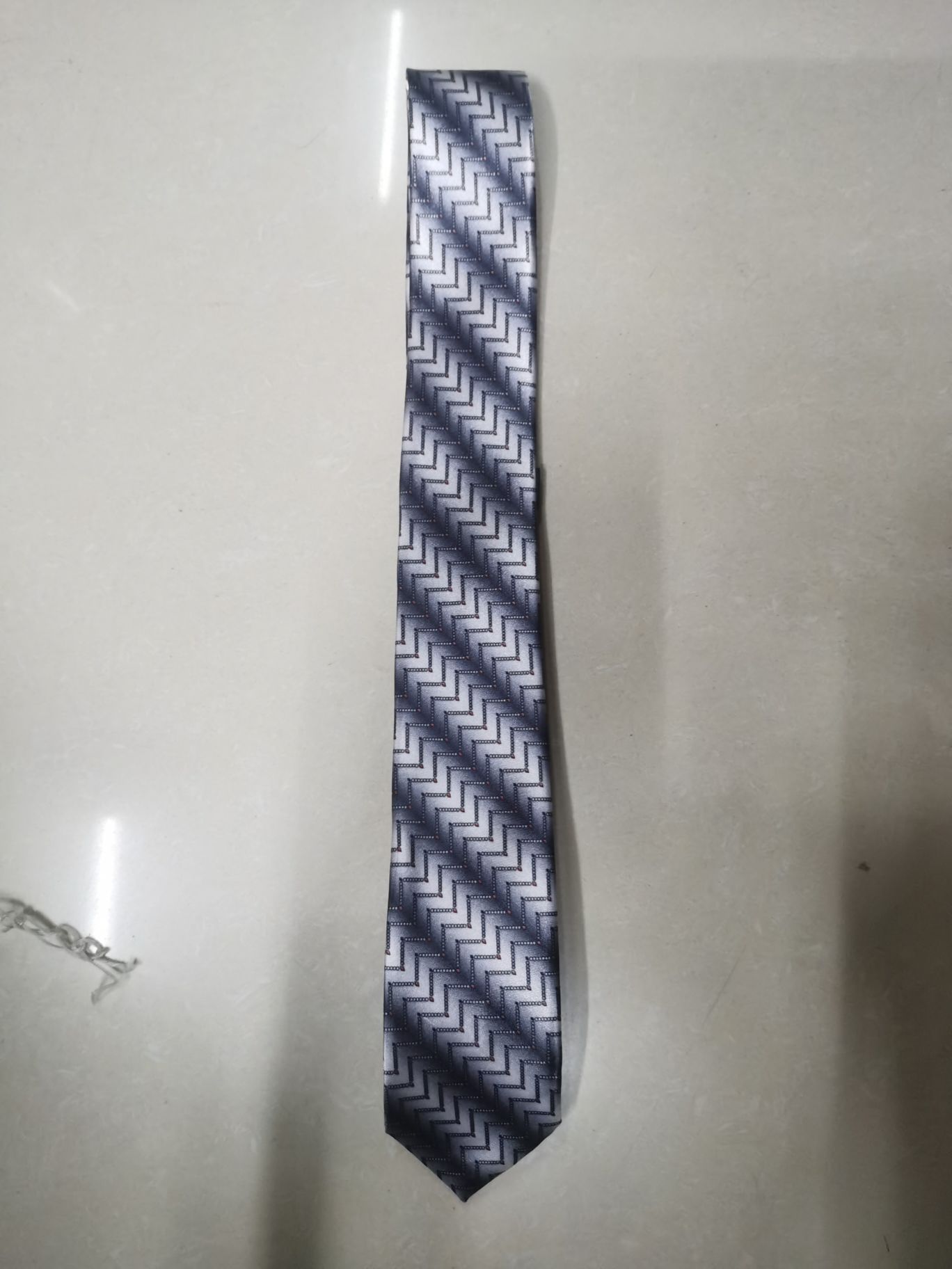 Chemical fiber transfer printed grey striped tie Specification image