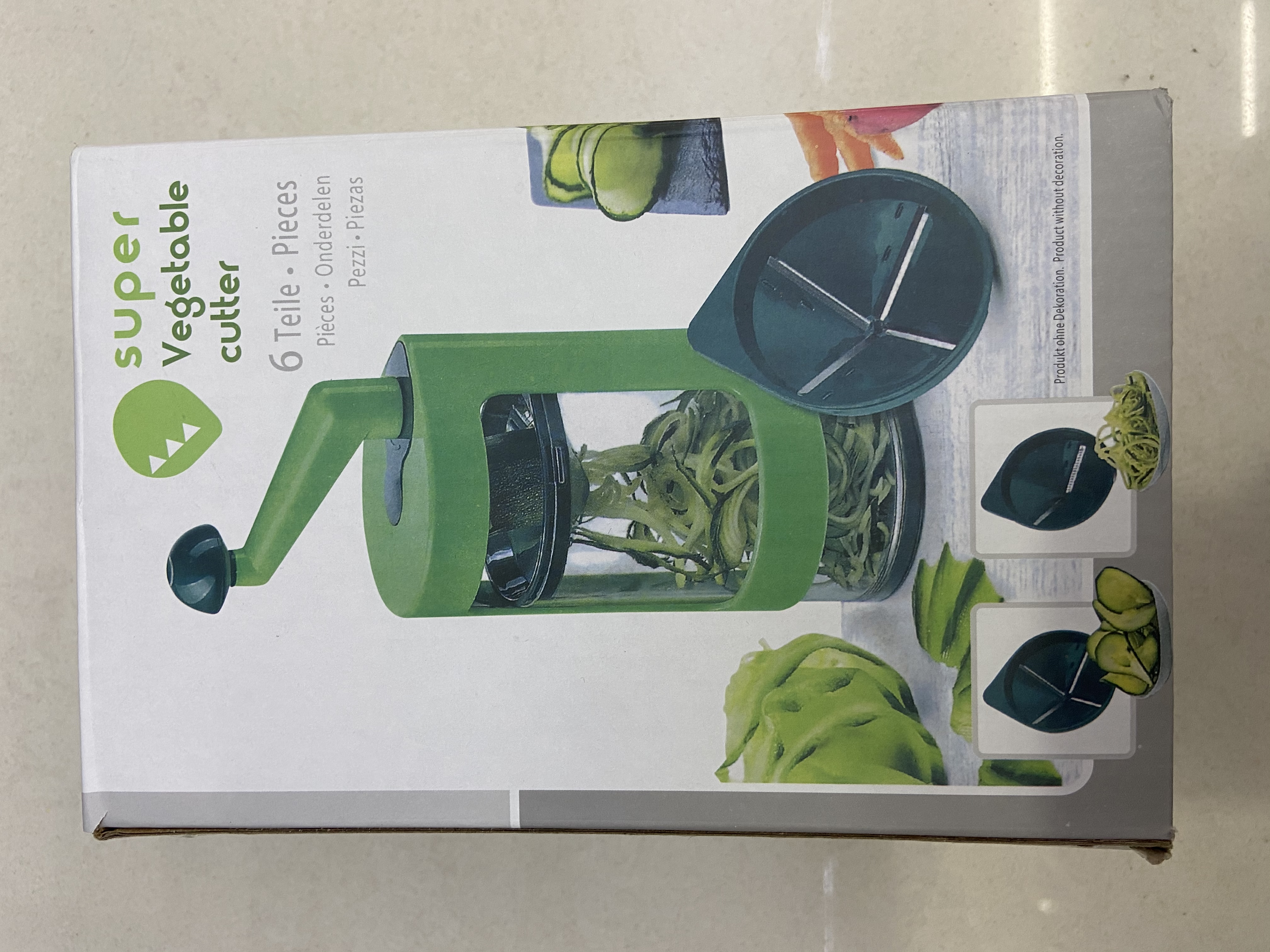 Hand-cranked vegetable cutter 1