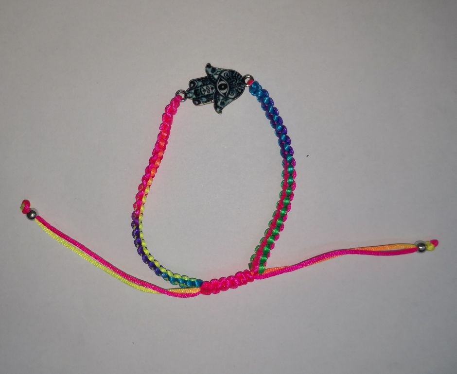 中国结手链，眼睛手链