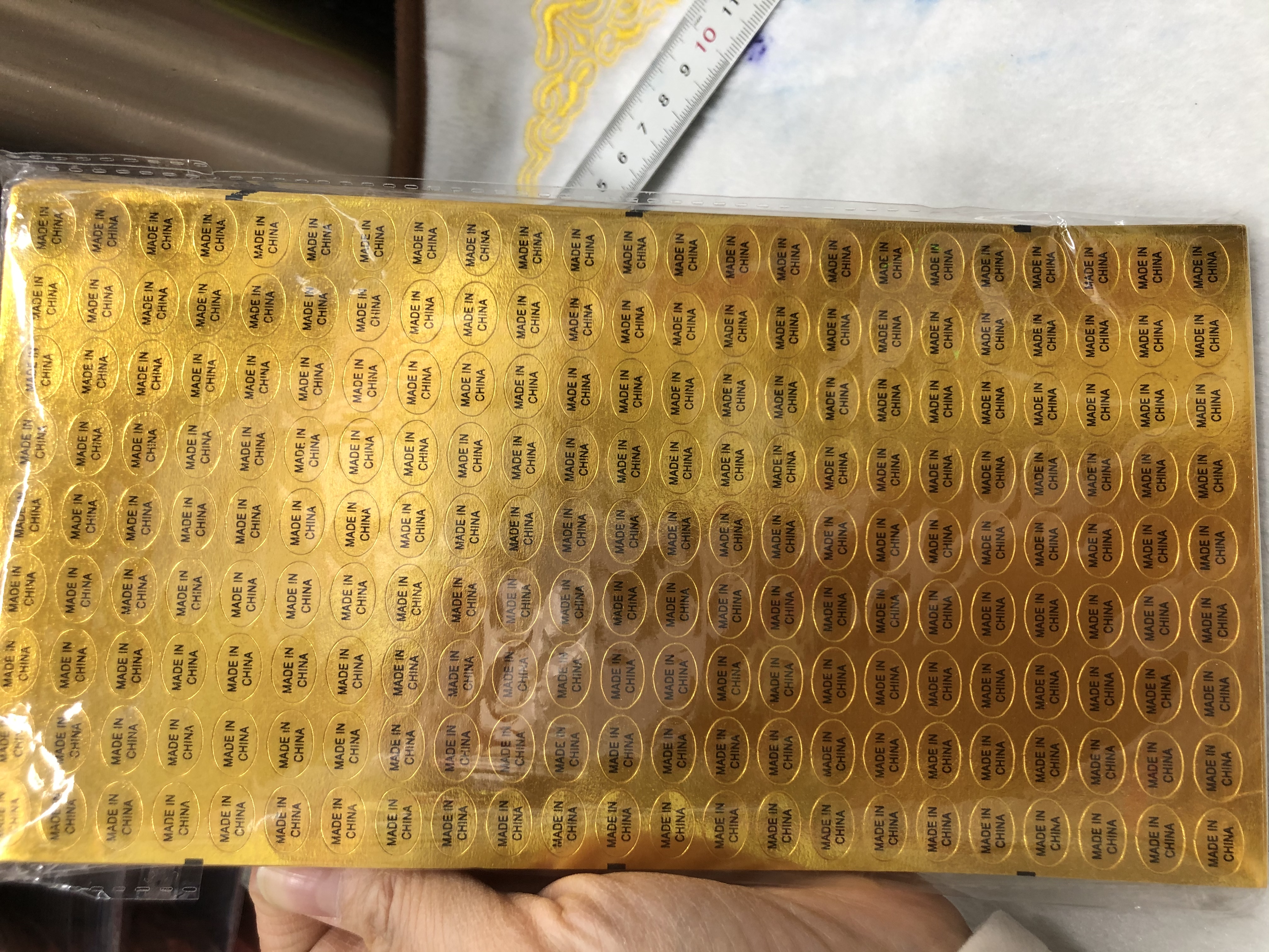 圆形金色不干胶金底黑字印刷1.2*0.8详情图1