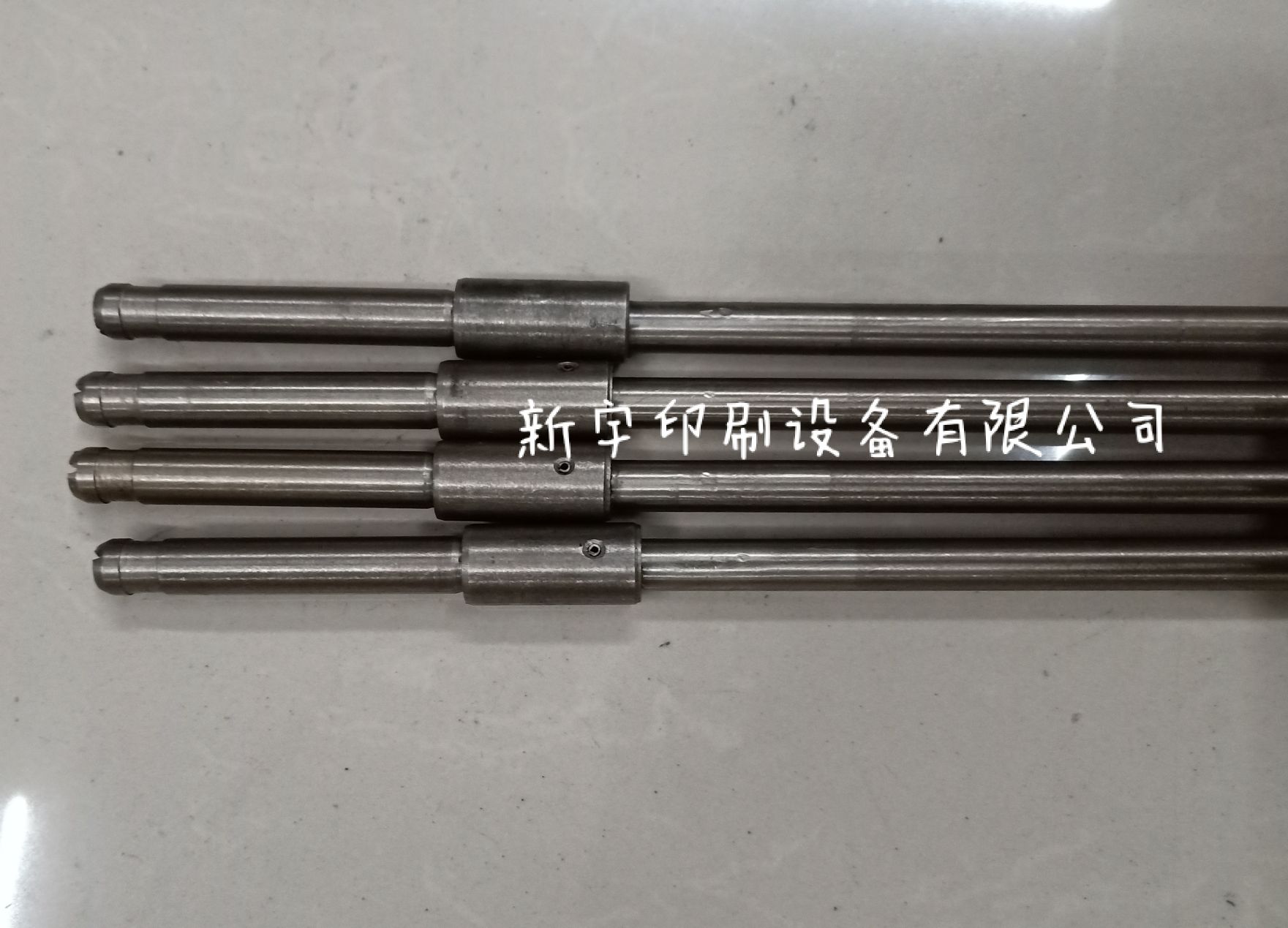 Direct sales from the manufacturer of ink roller shafts for 47 offset printing machine accessories details Picture