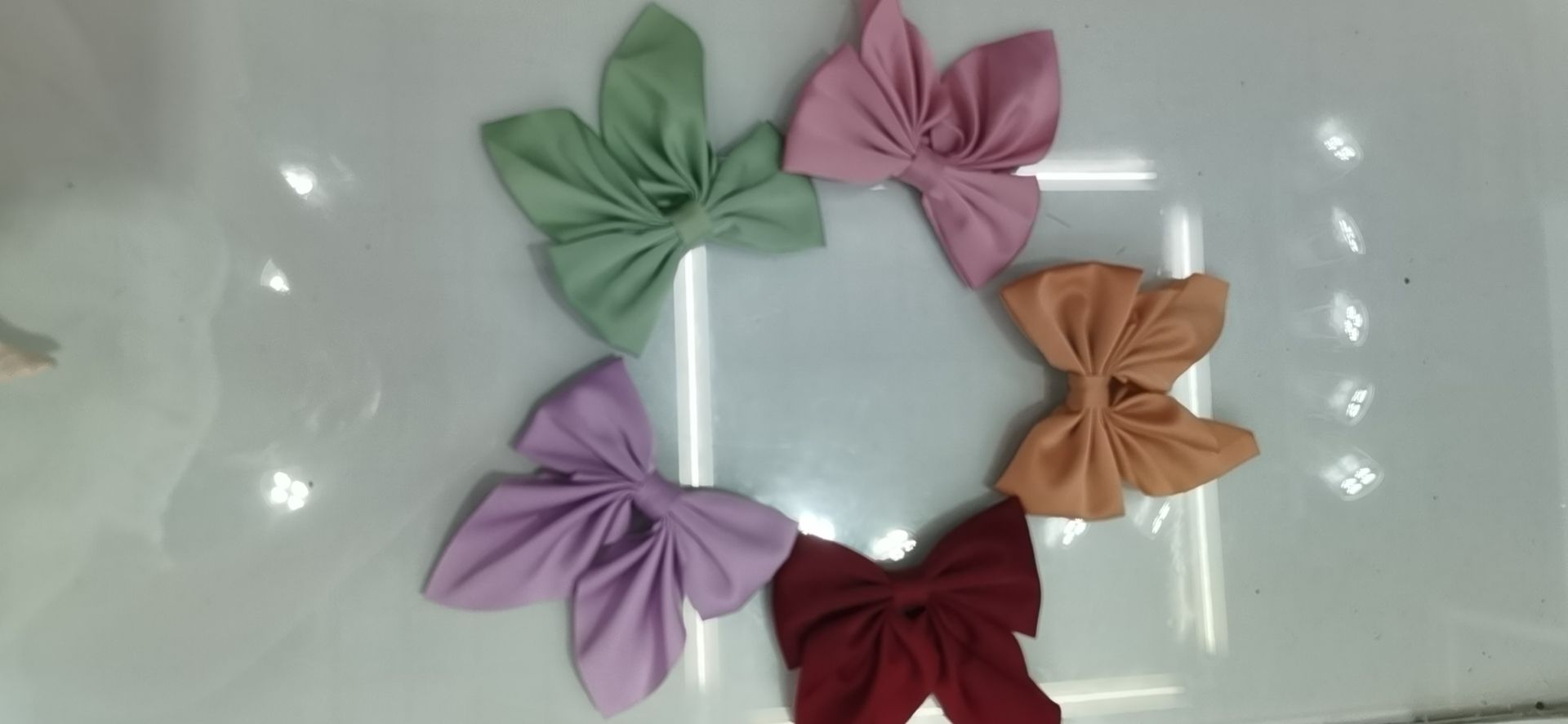 女士发夹产品图