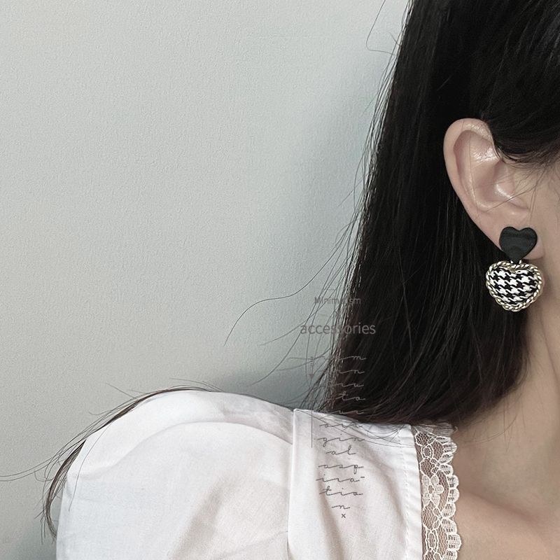 饰品/耳饰/耳环/珍珠耳环/烧焊锆石耳环产品图