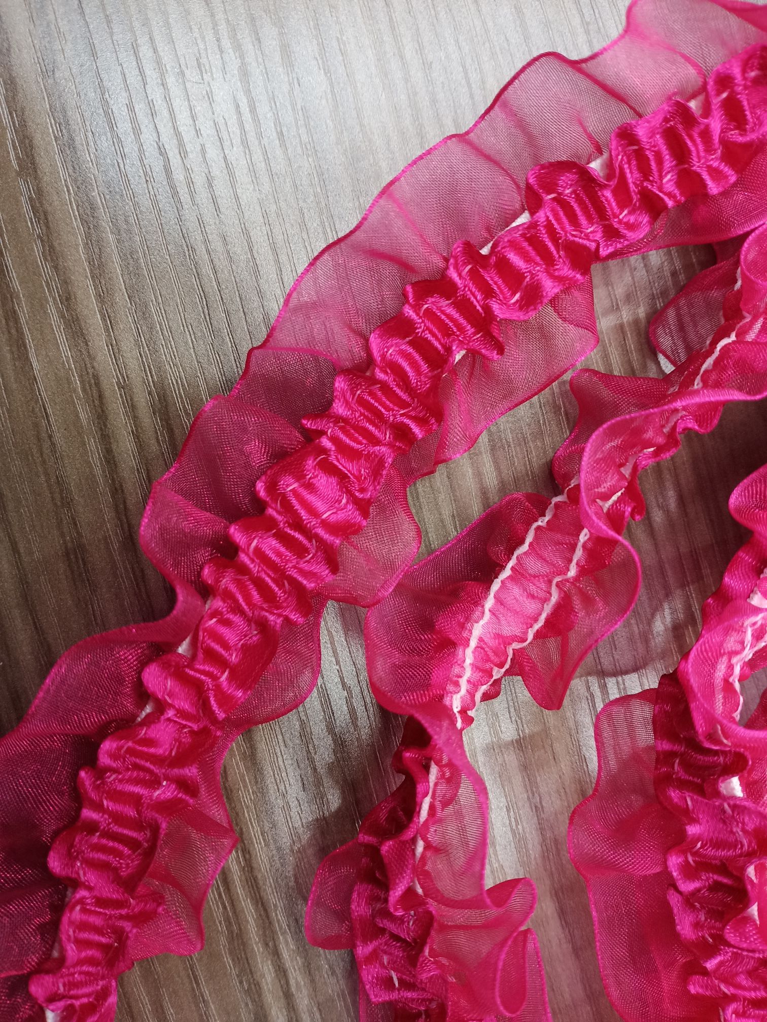 Satin cloth