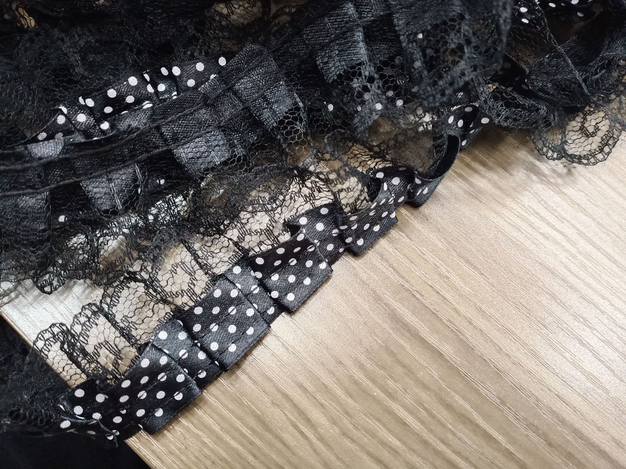 Satin cloth details Picture