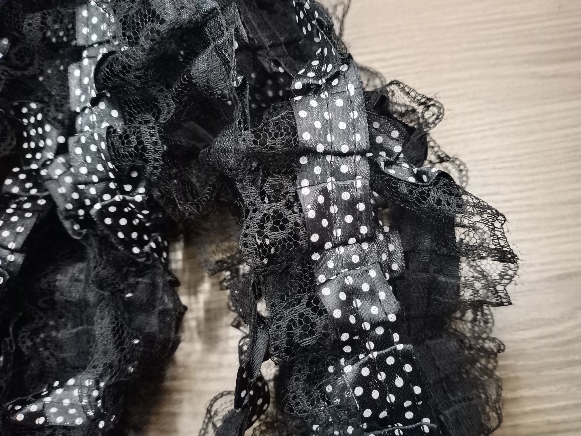 Satin cloth