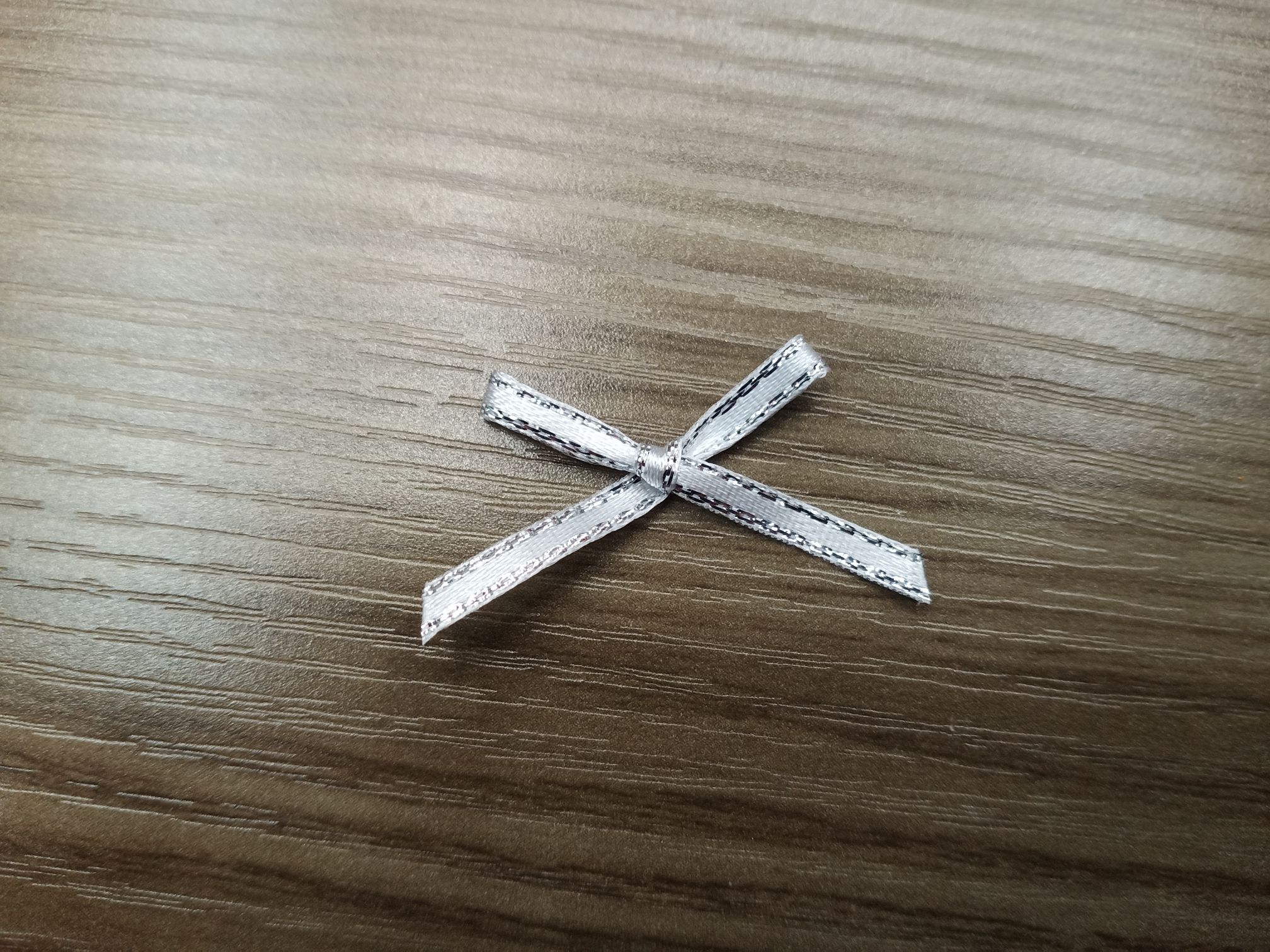 Bow textile accessories, handcrafted small flower accessories, clothing accessories, custom-made small flower bows in stock Specification image