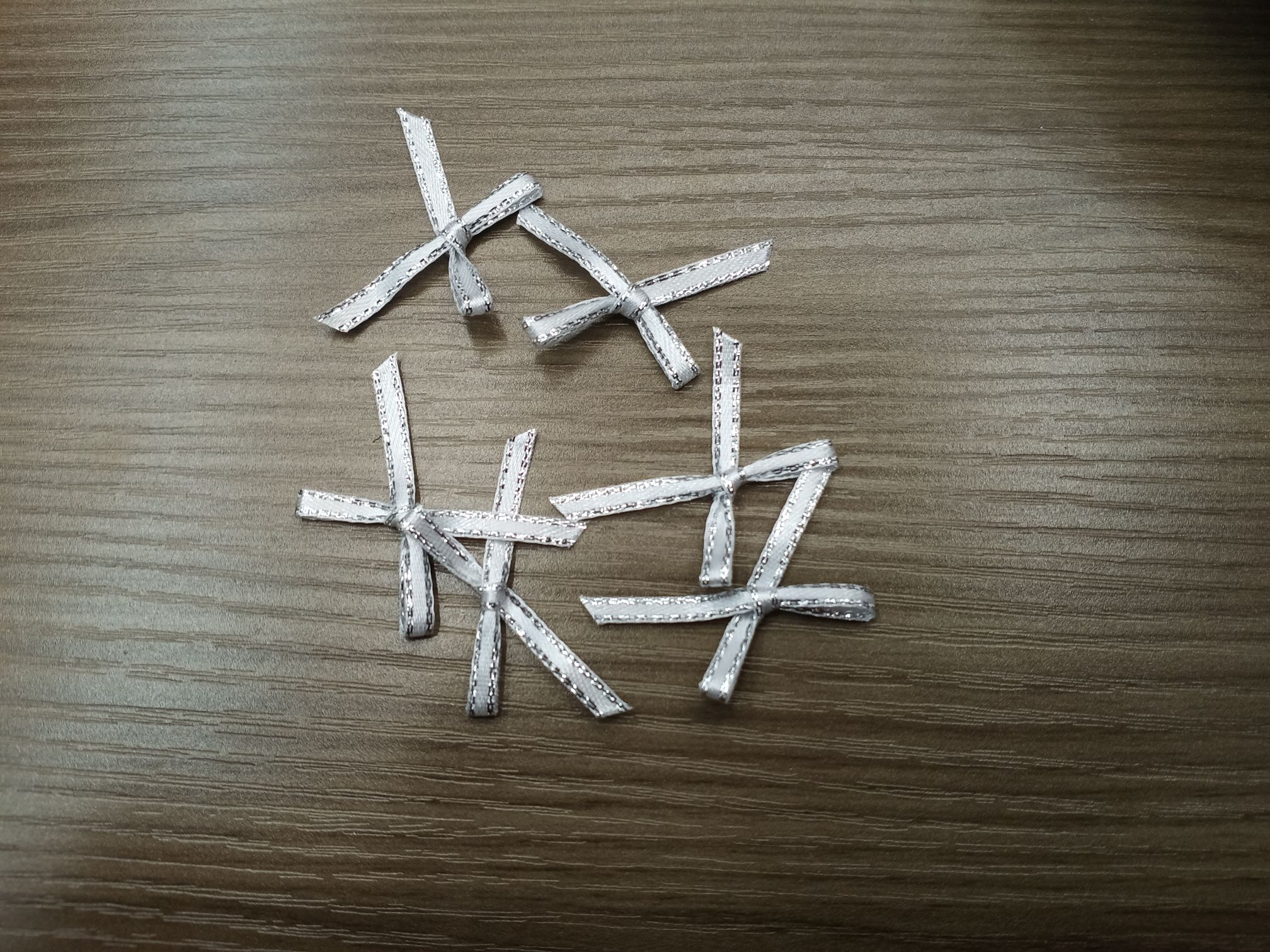 Bow textile accessories, handcrafted small flower accessories, clothing accessories, custom-made small flower bows in stock details Picture