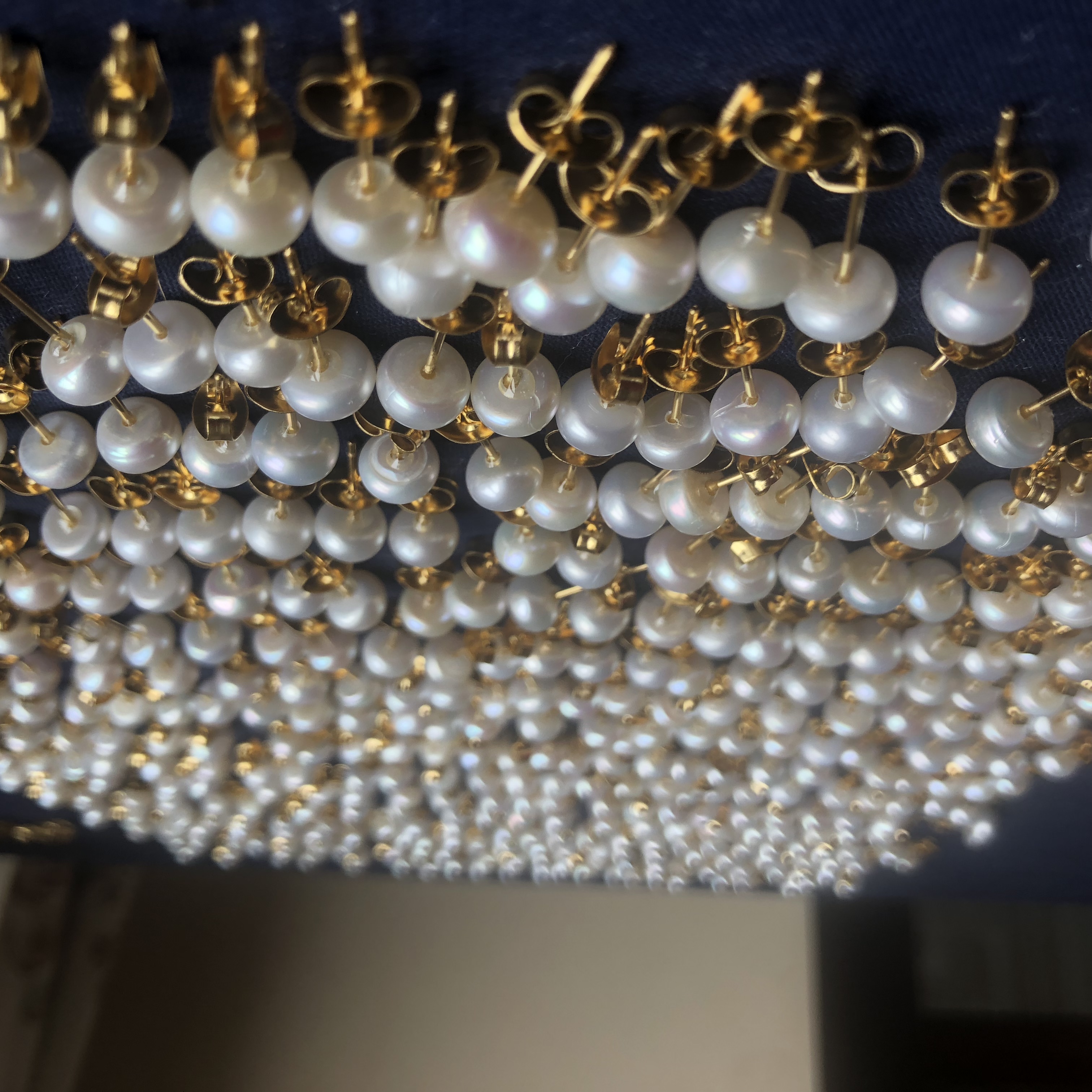 8-9天然珍珠加水钻搭配铜配耳钉，适合各种类型普通上班族详情图2