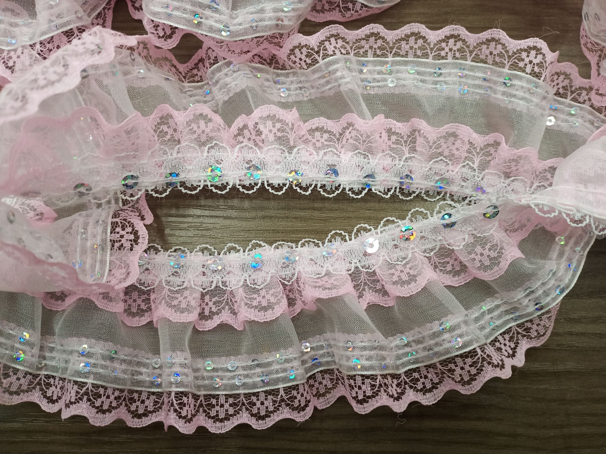 Satin cloth detail image 1