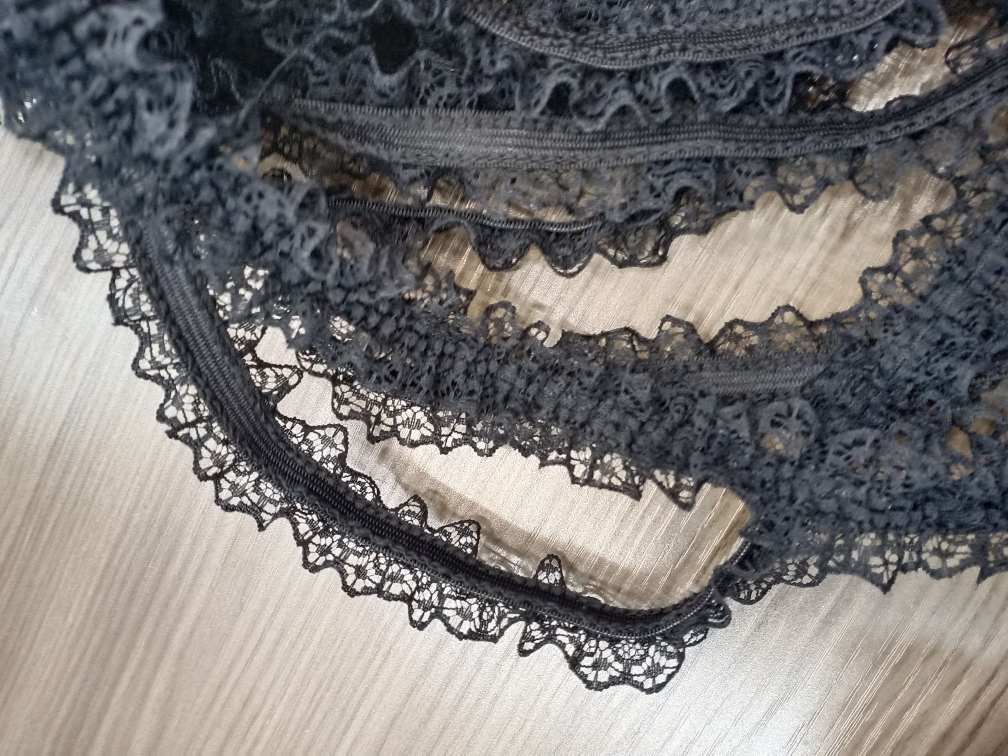 Satin cloth details Picture