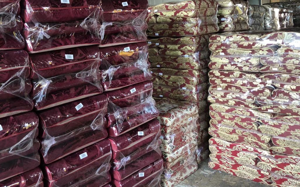Factory direct sales of Zhi Fu's best-selling sofa cushions Specification image