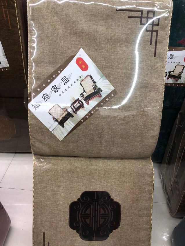Factory direct sales of brownish-gray wool pads wholesale details Picture