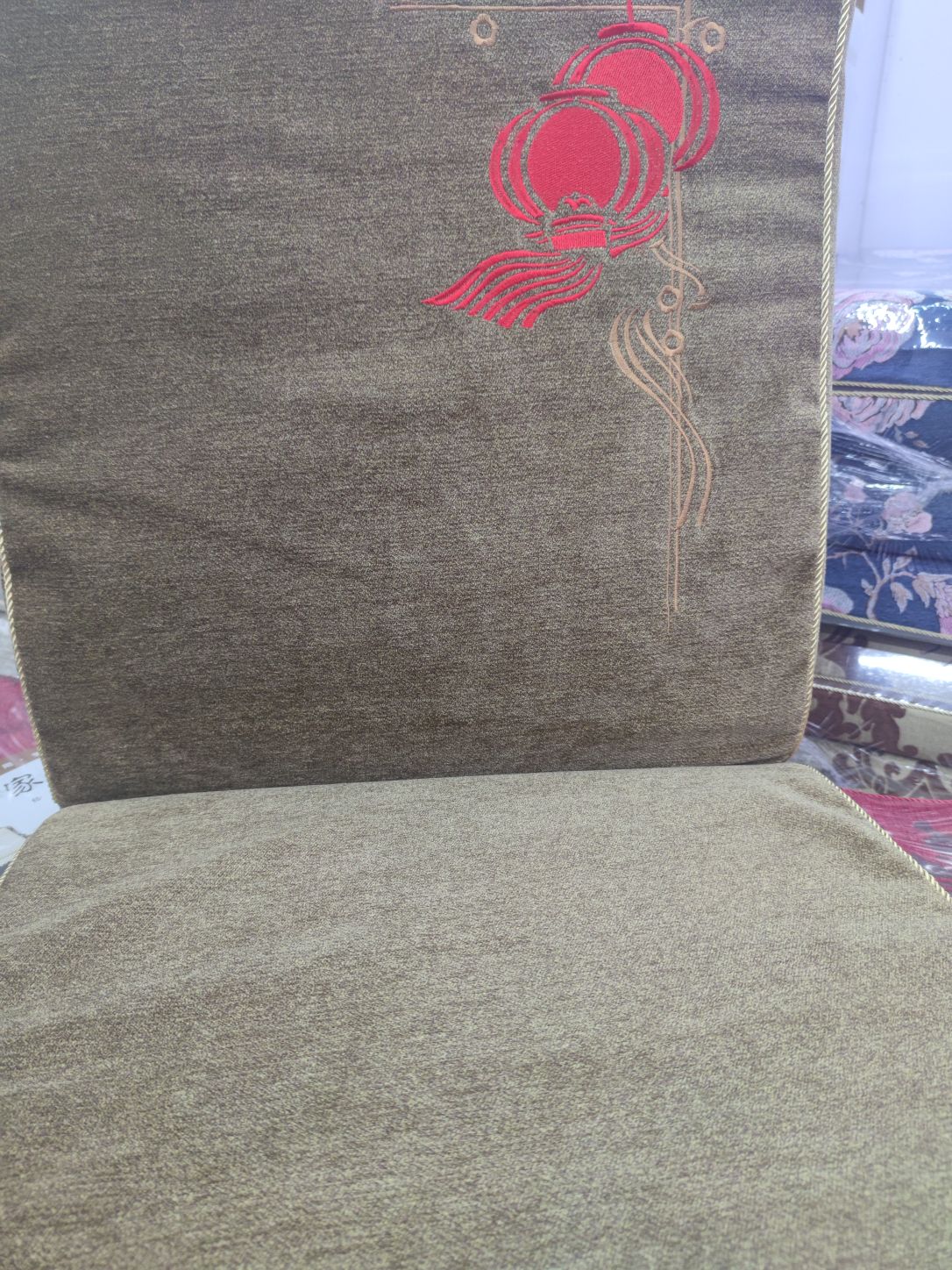 Factory direct sales of brown sofa cushions wholesale Specification image