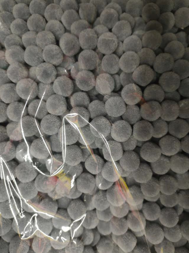 06灰色毛绒小球辅料