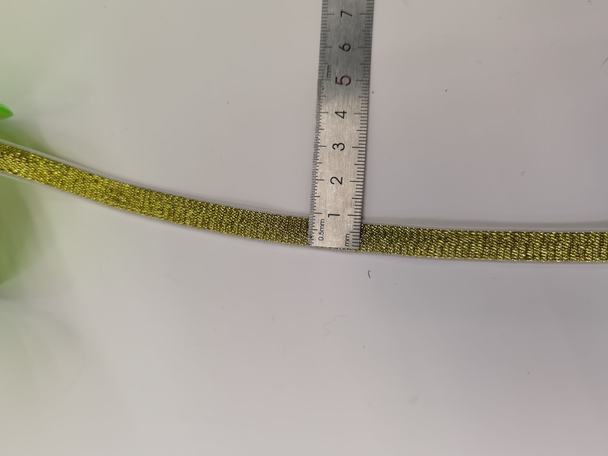 وكانت المبيعات المباشرة للصانع مشدودة بدرجة من 0.6 إلى 6.0. Item Picture