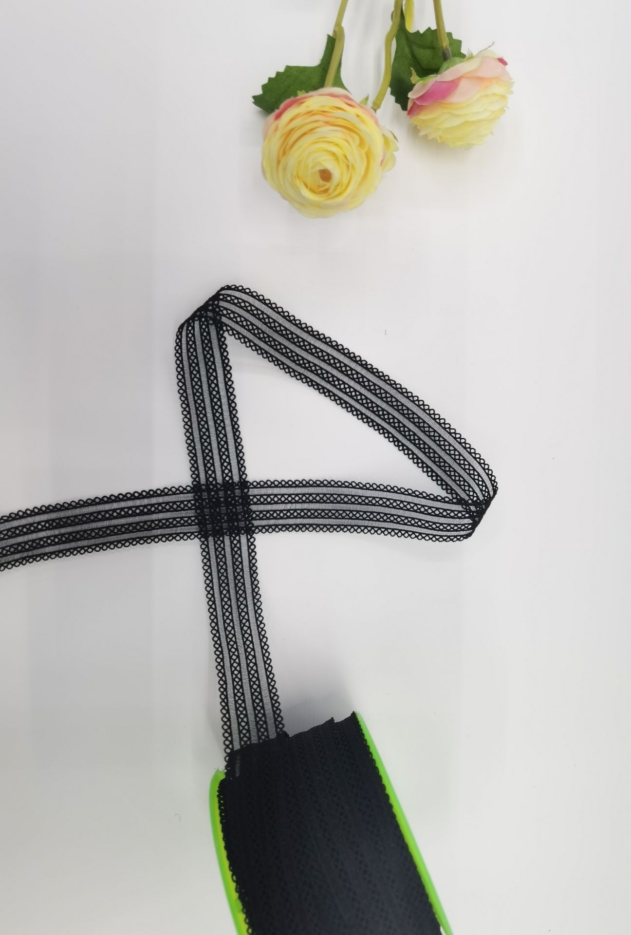 Venta directa de fábrica ropa accesorios pescado encaje de seda Specification image