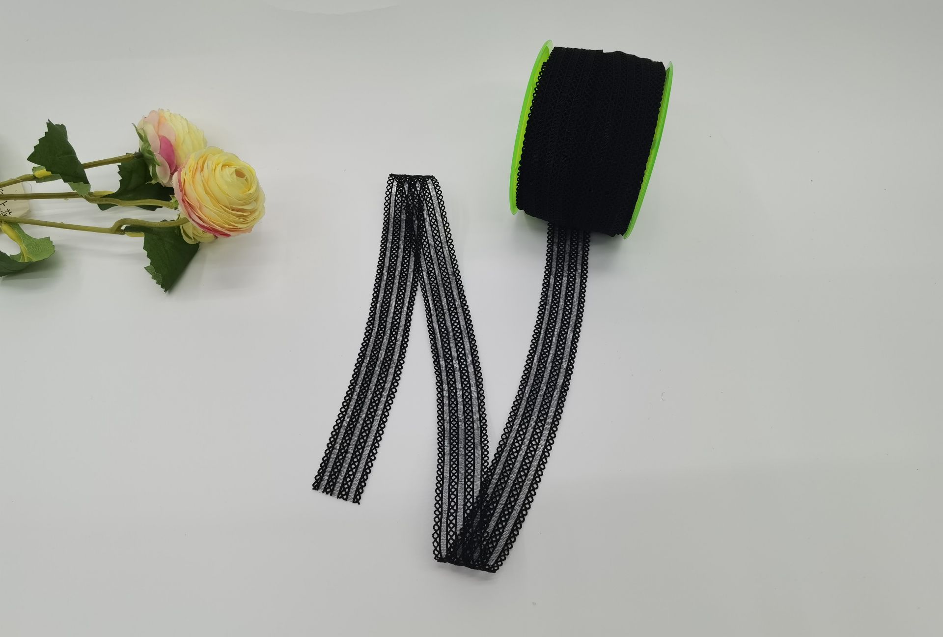 Venta directa de fábrica ropa accesorios pescado encaje de seda Application Scenario