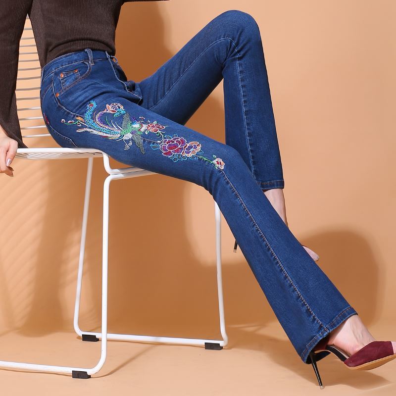 Embroidered flared jeans for women, new high-waisted women's trousers, slimming and form-fitting, wide-leg, ethnic-style embroidered flared pants detail image 3