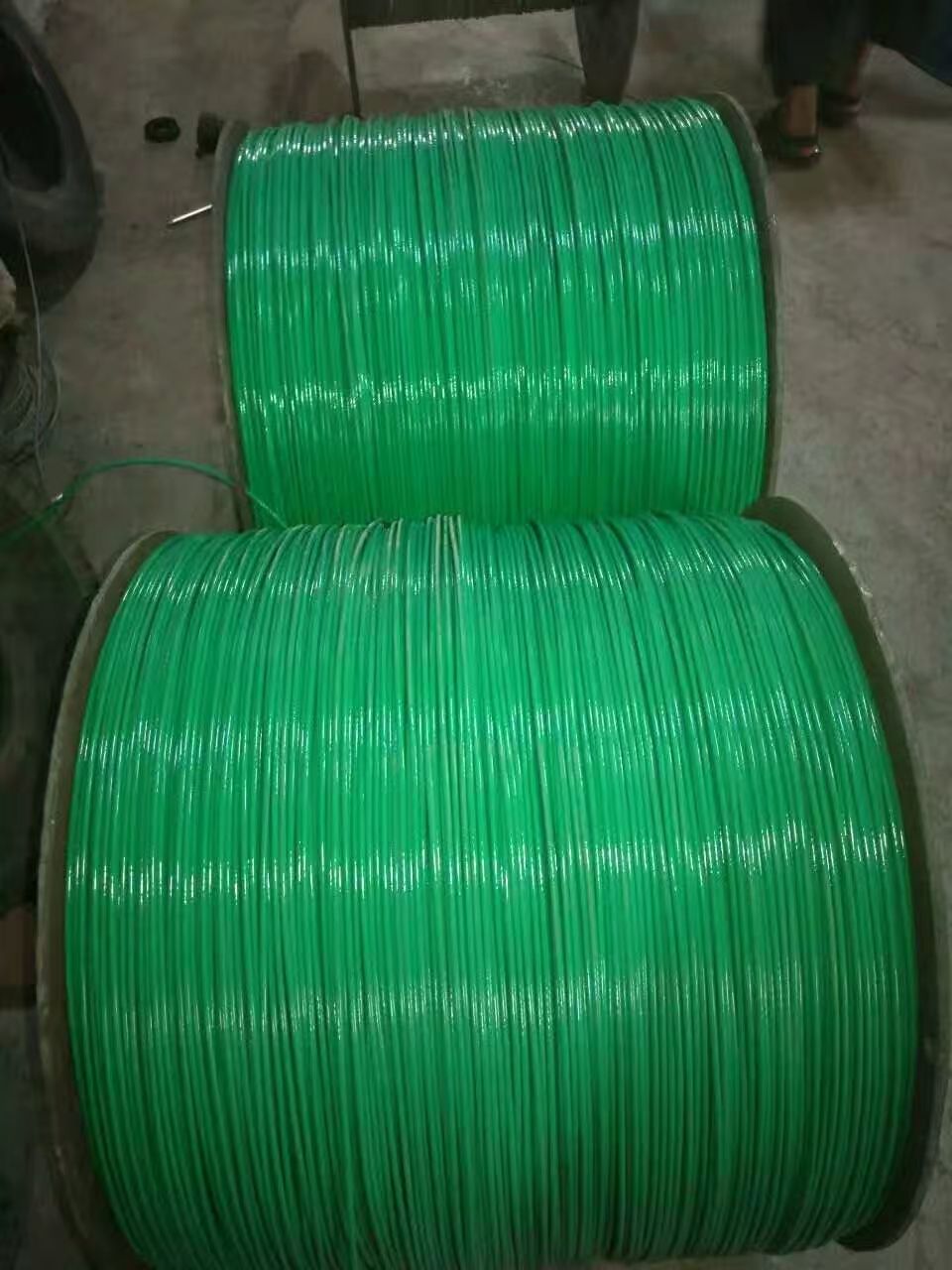 PVC钢丝绳产品图