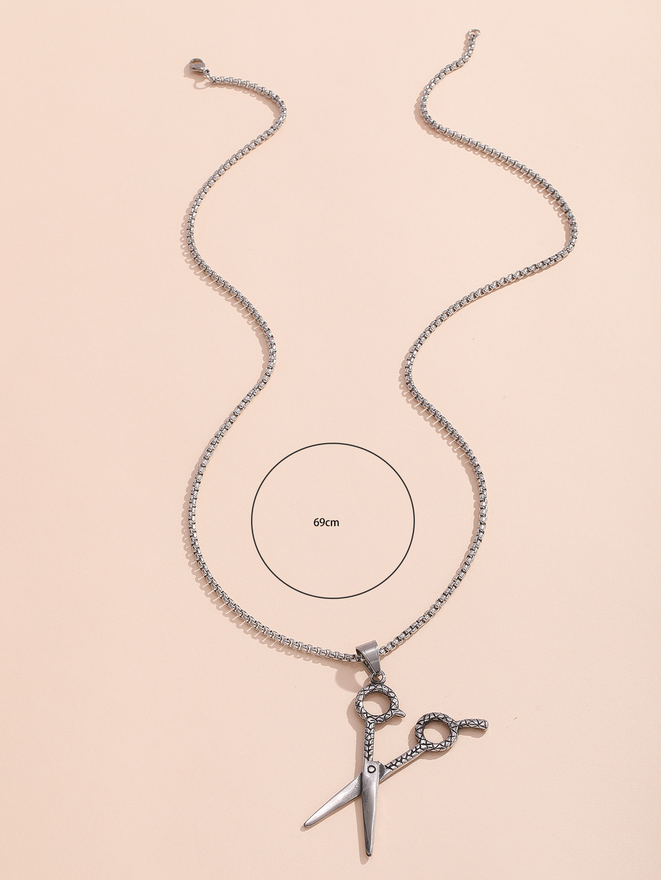 A hairstylist scissors stainless steel pendant necklace Item Picture