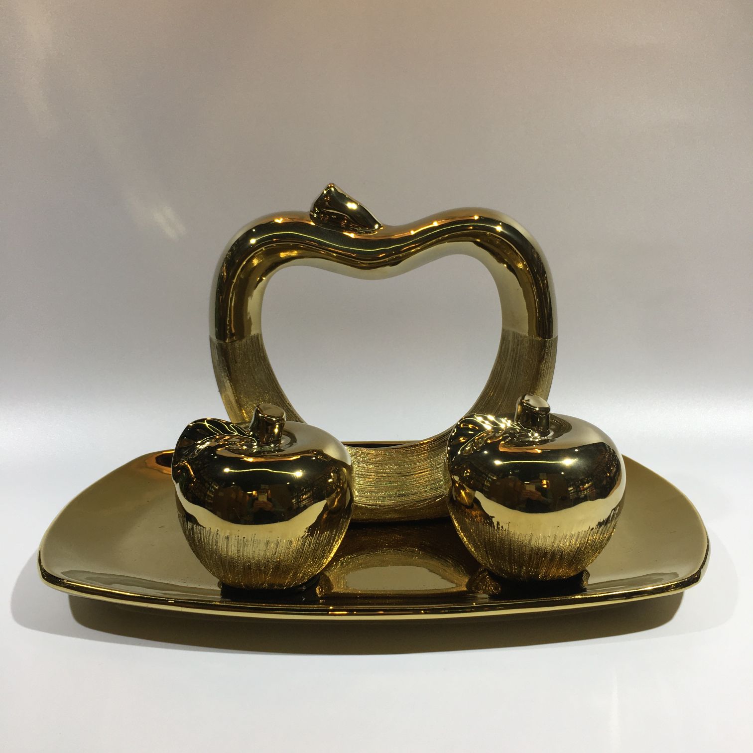 In 2025, ceramic handicrafts, hotel decorations, home furnishings, apartment ornaments, living room ornaments, dining room ornaments, study ornaments, wine cabinet ornaments, TV cabinet ornaments, popular and best-selling ceramic ornaments in Yiwu Small Commodities City detail image 2