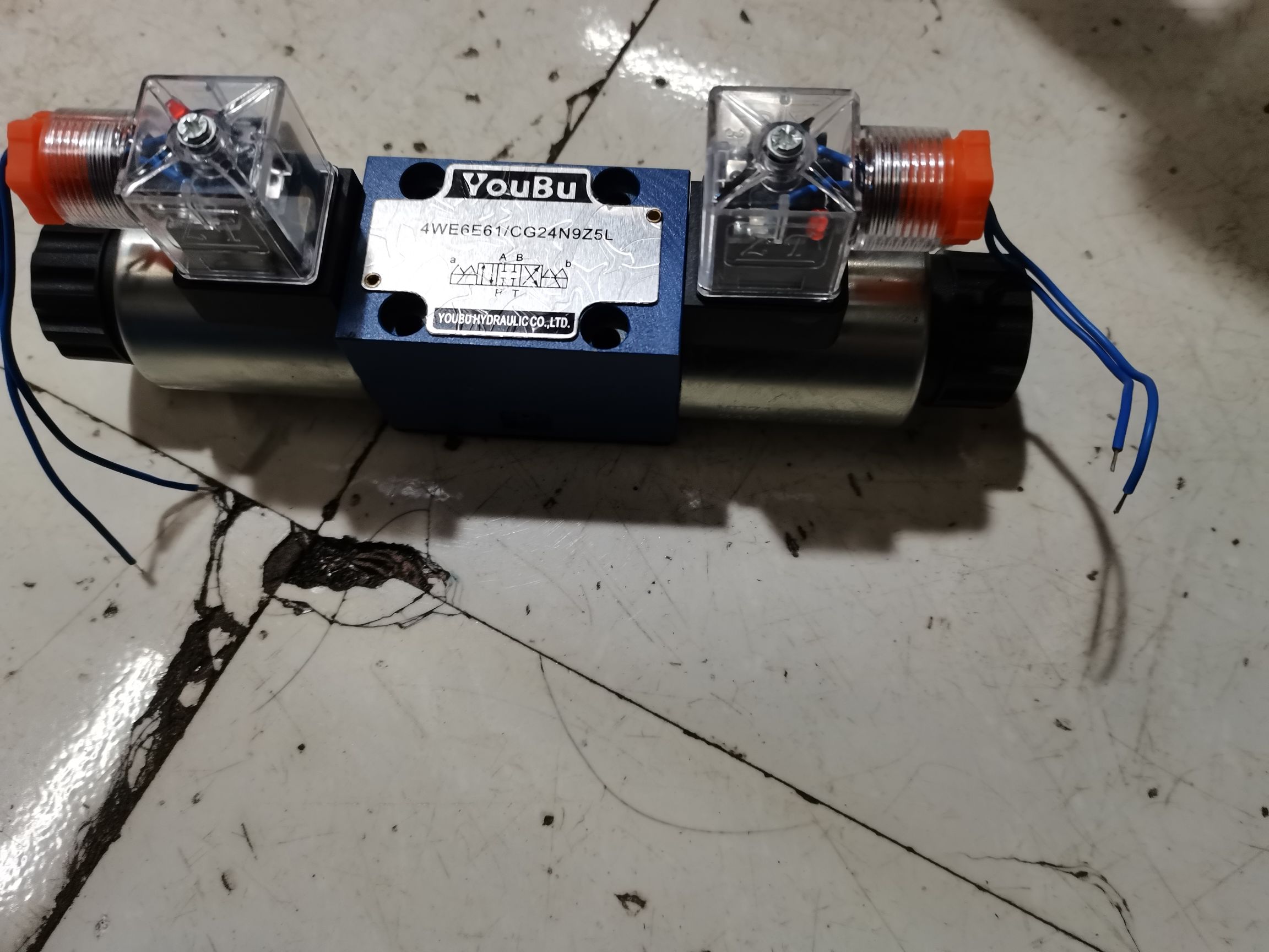 4 WE6 bore double-head series solenoid valve details Picture