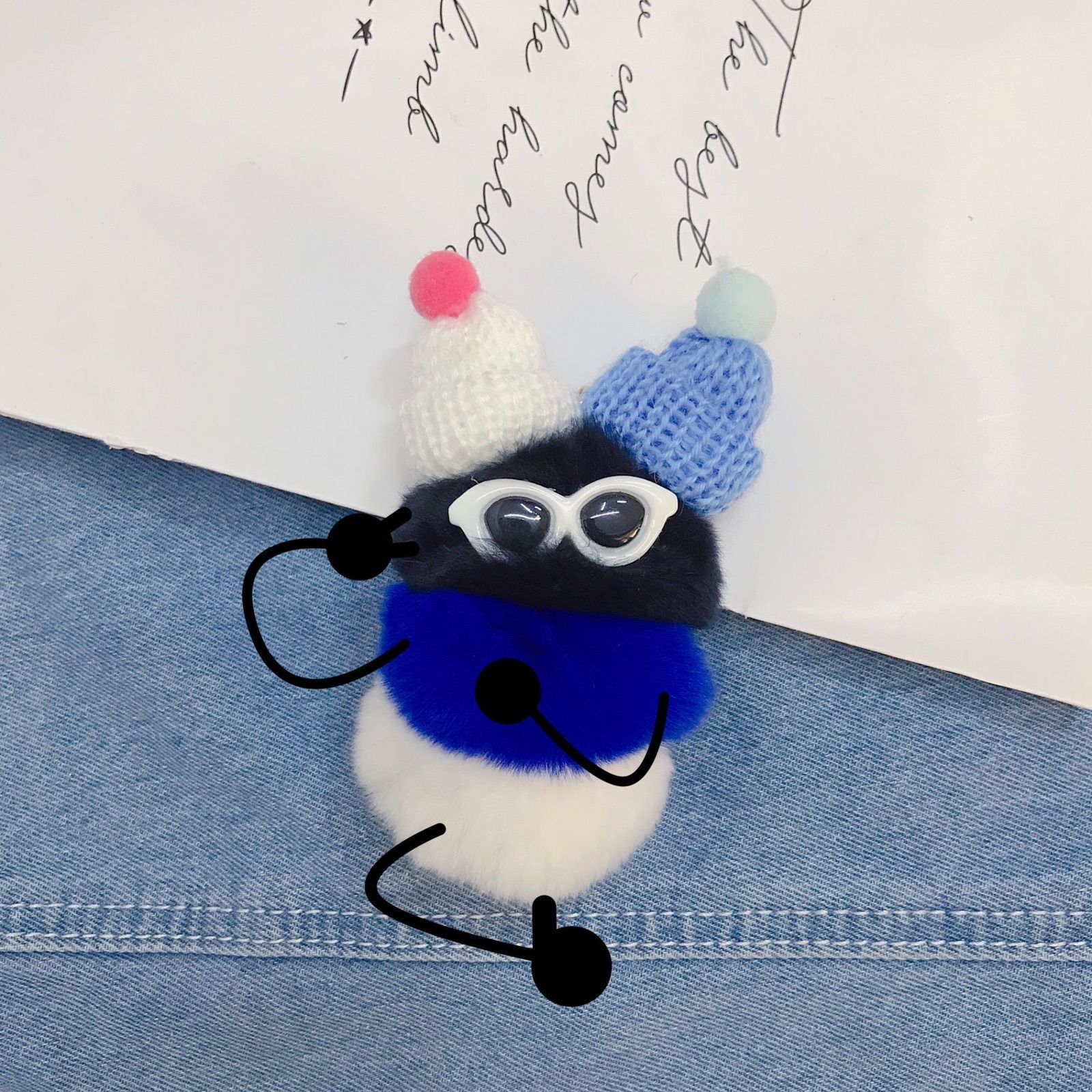 【 The Caterpillar on Vacation 】 Korean Instagram cute and ugly rabbit fur car keychains, bags, pendants and gifts