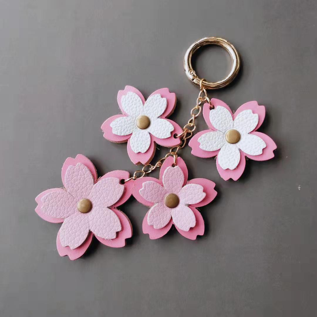 Pure handcrafted genuine leather ladies' bag pendant, cherry blossom-themed key bag pendant, Korean keychain, romantic and fresh girl style details Picture