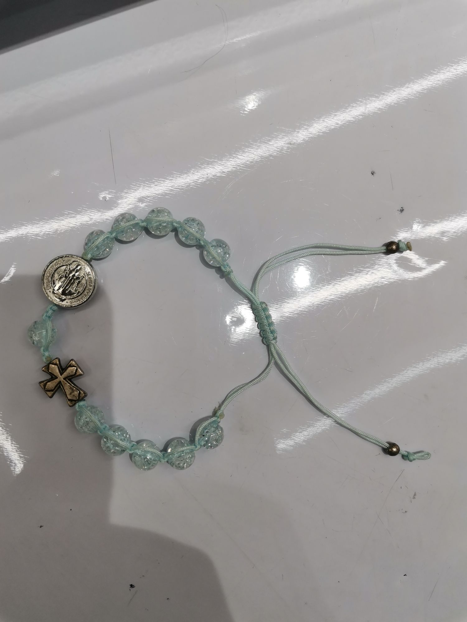 Pulsera trenzada con cuentas de plástico de 8 centimes Specification image