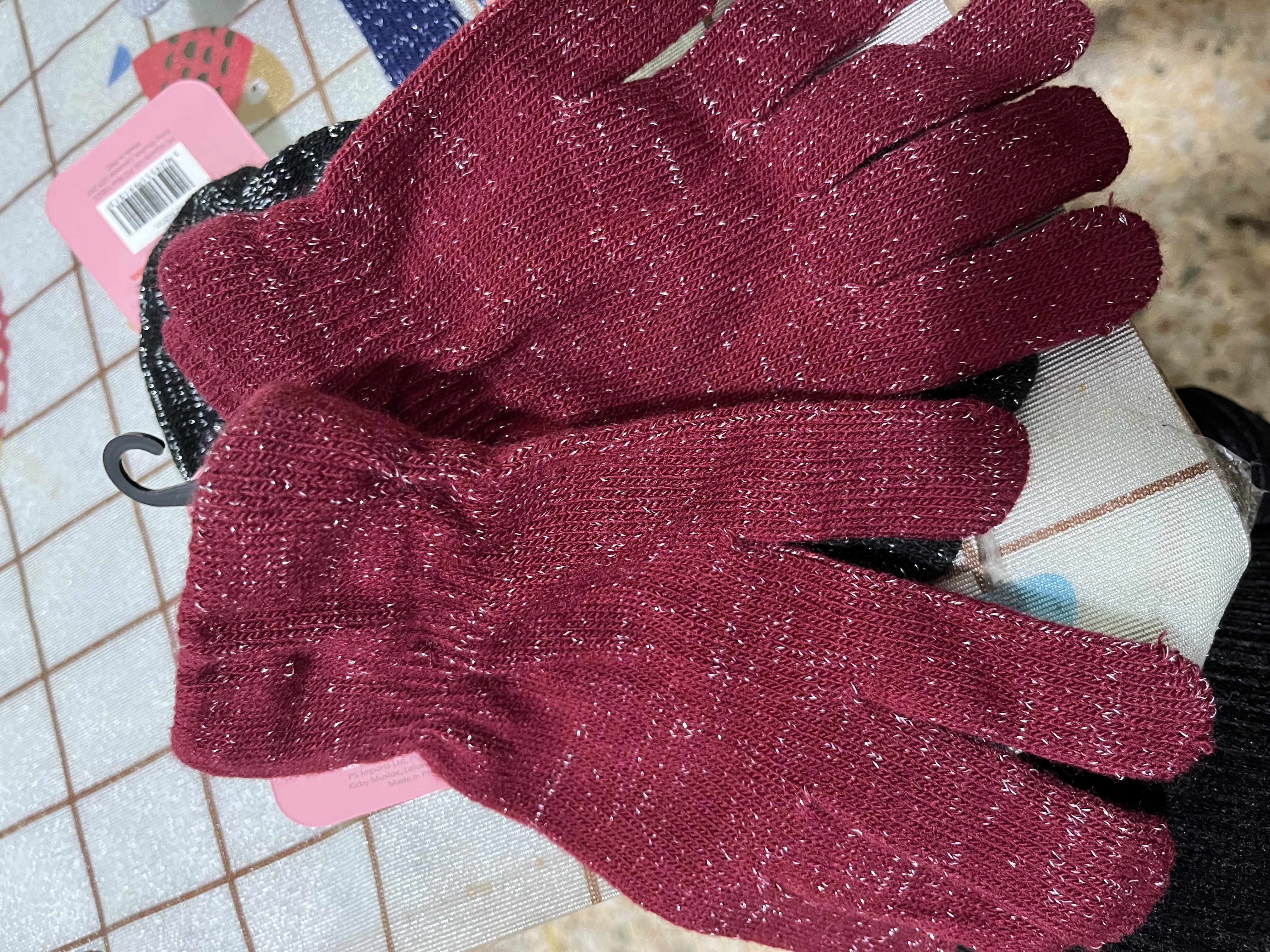 Ladies' gloves details Picture