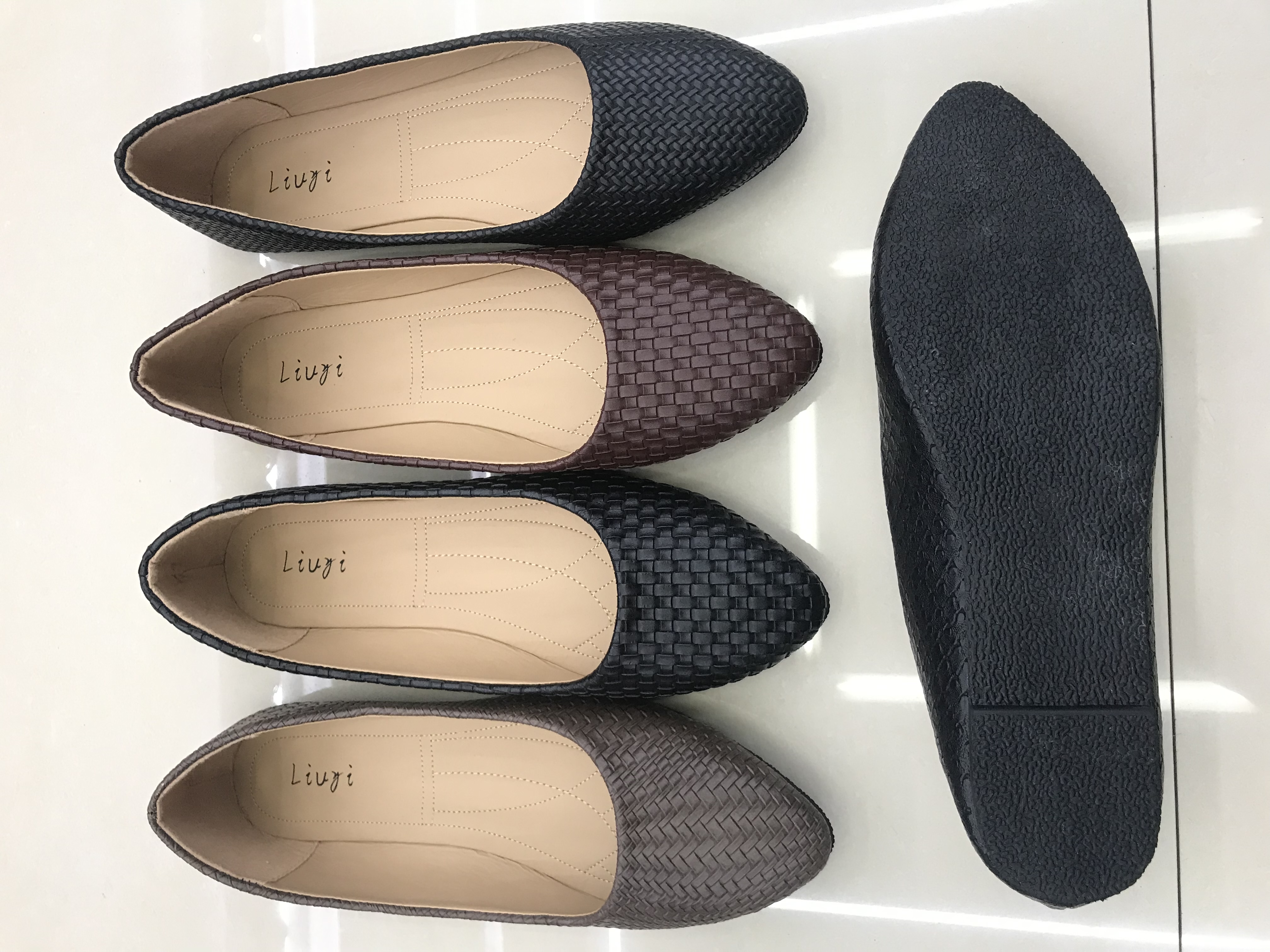 大码女单鞋，39-46单鞋产品图